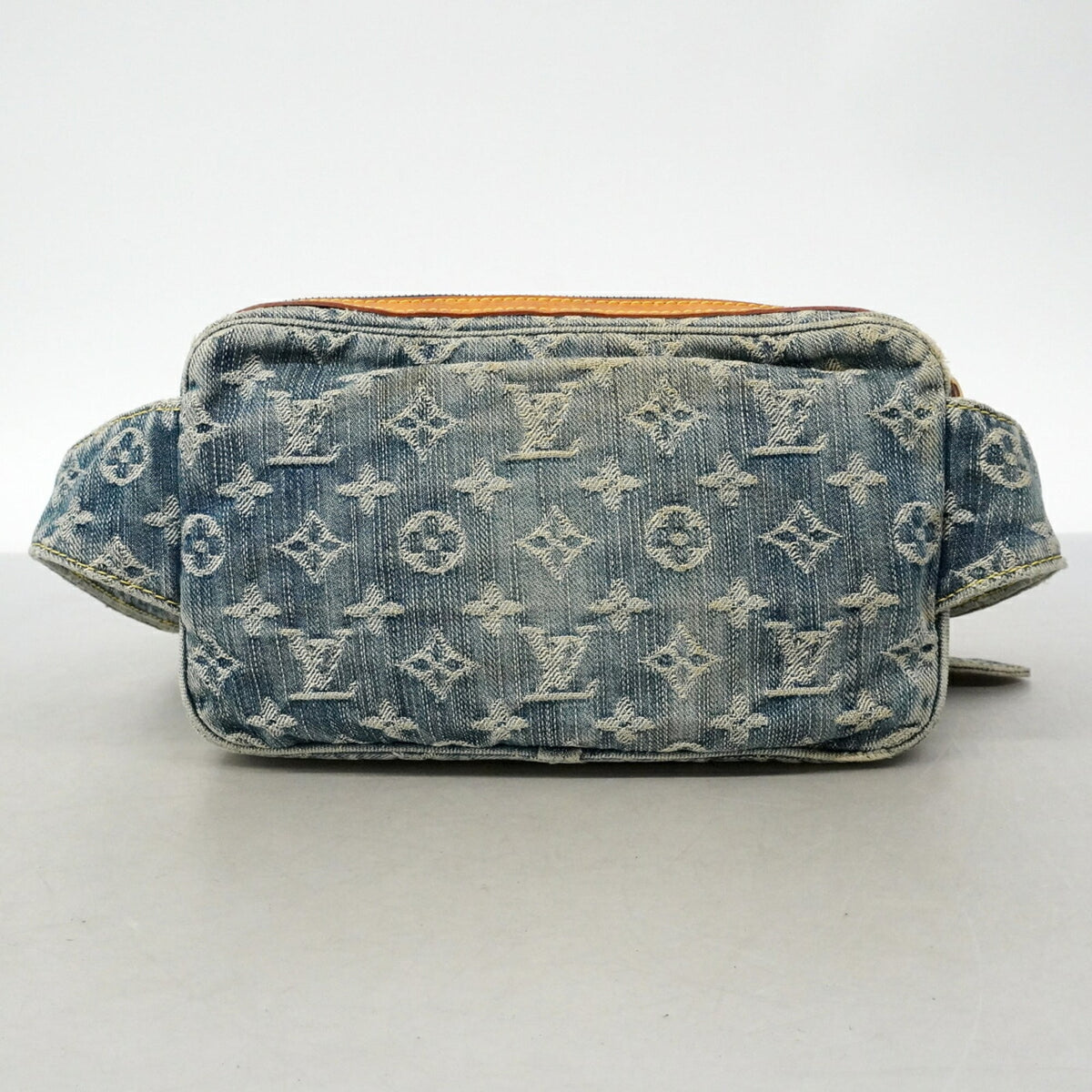 Louis Vuitton Blue Fanny Pack (Pre-Owned)