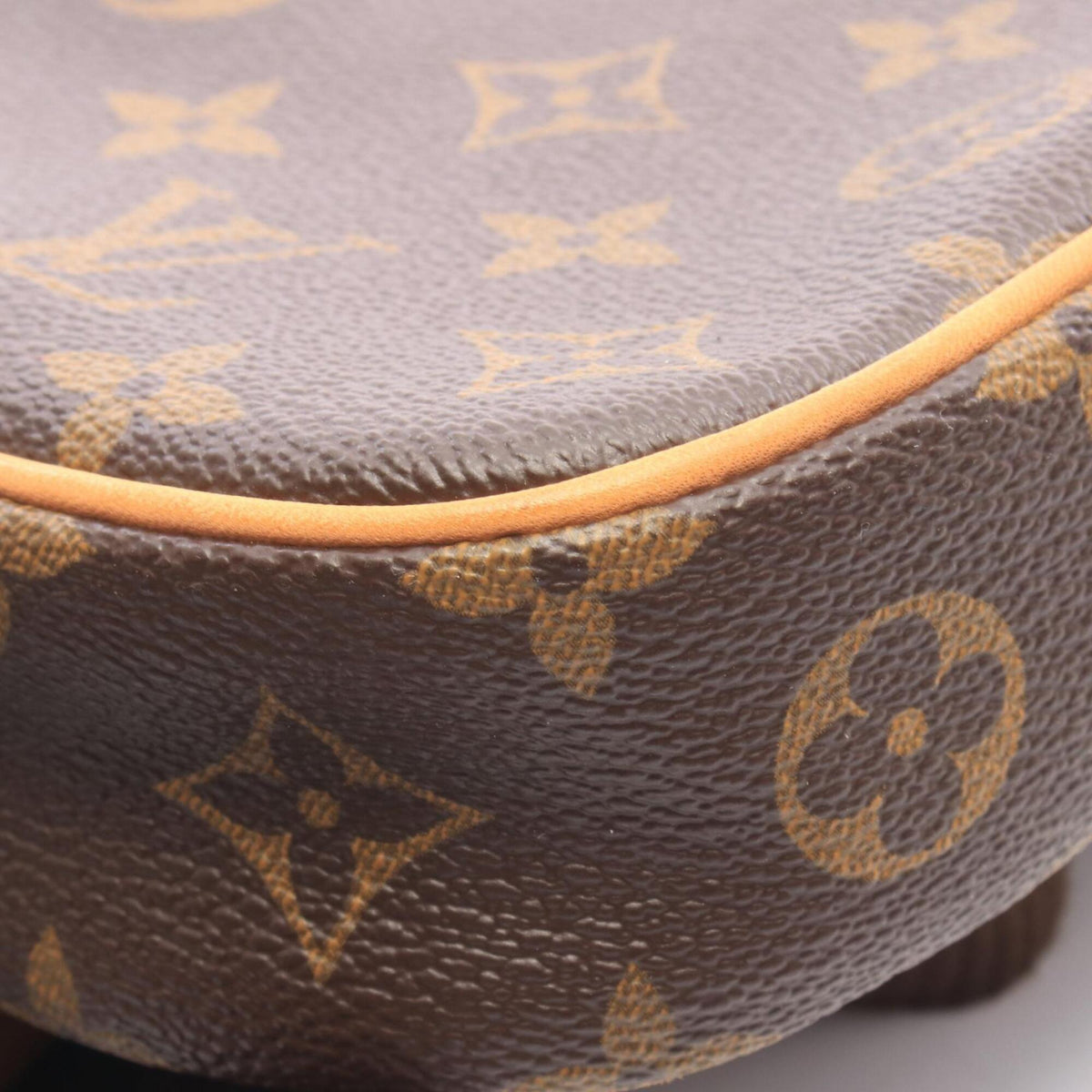 Louis Vuitton Brown Monogram Coated Canvas Leather Monogram Fanny Pack Handbag (Pre-Owned)