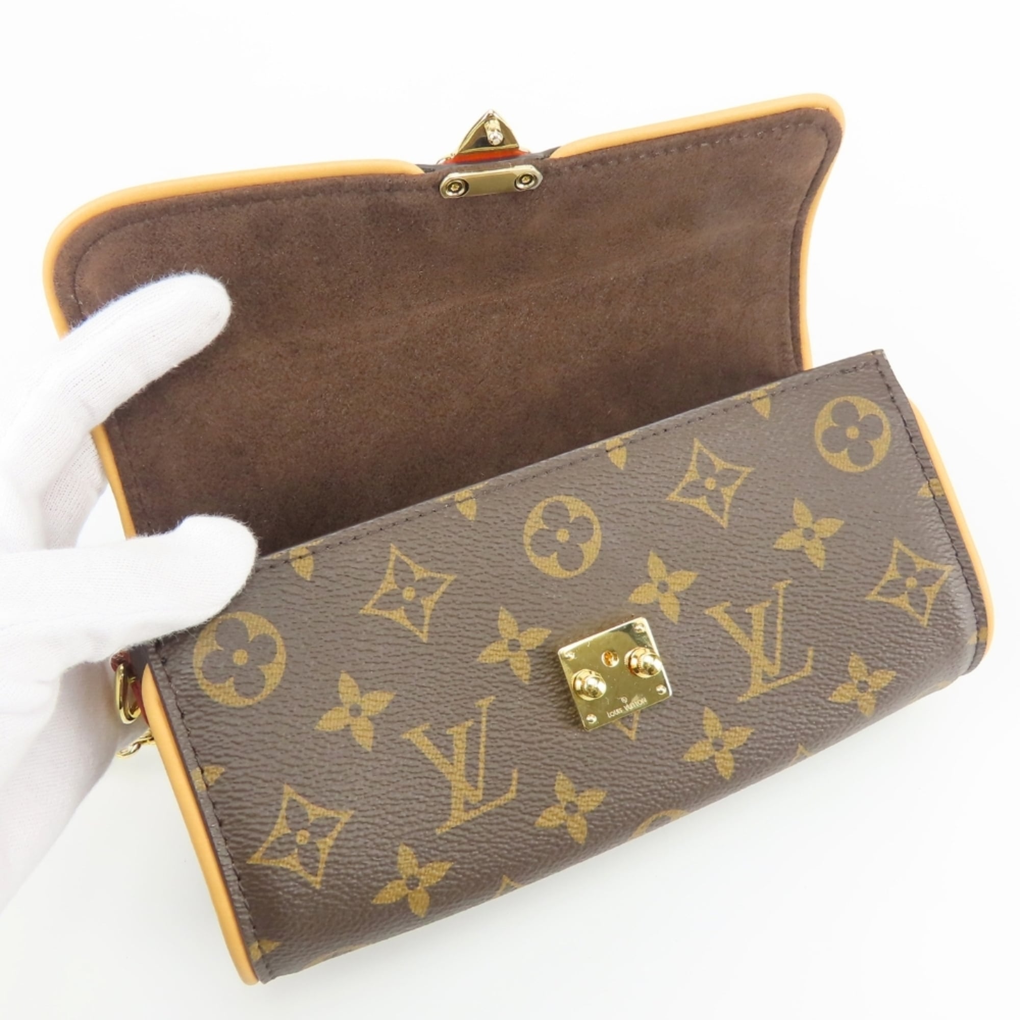 Louis Vuitton Monogram Brown Monogram Pochette Shoulder Bag (Pre-Owned)
