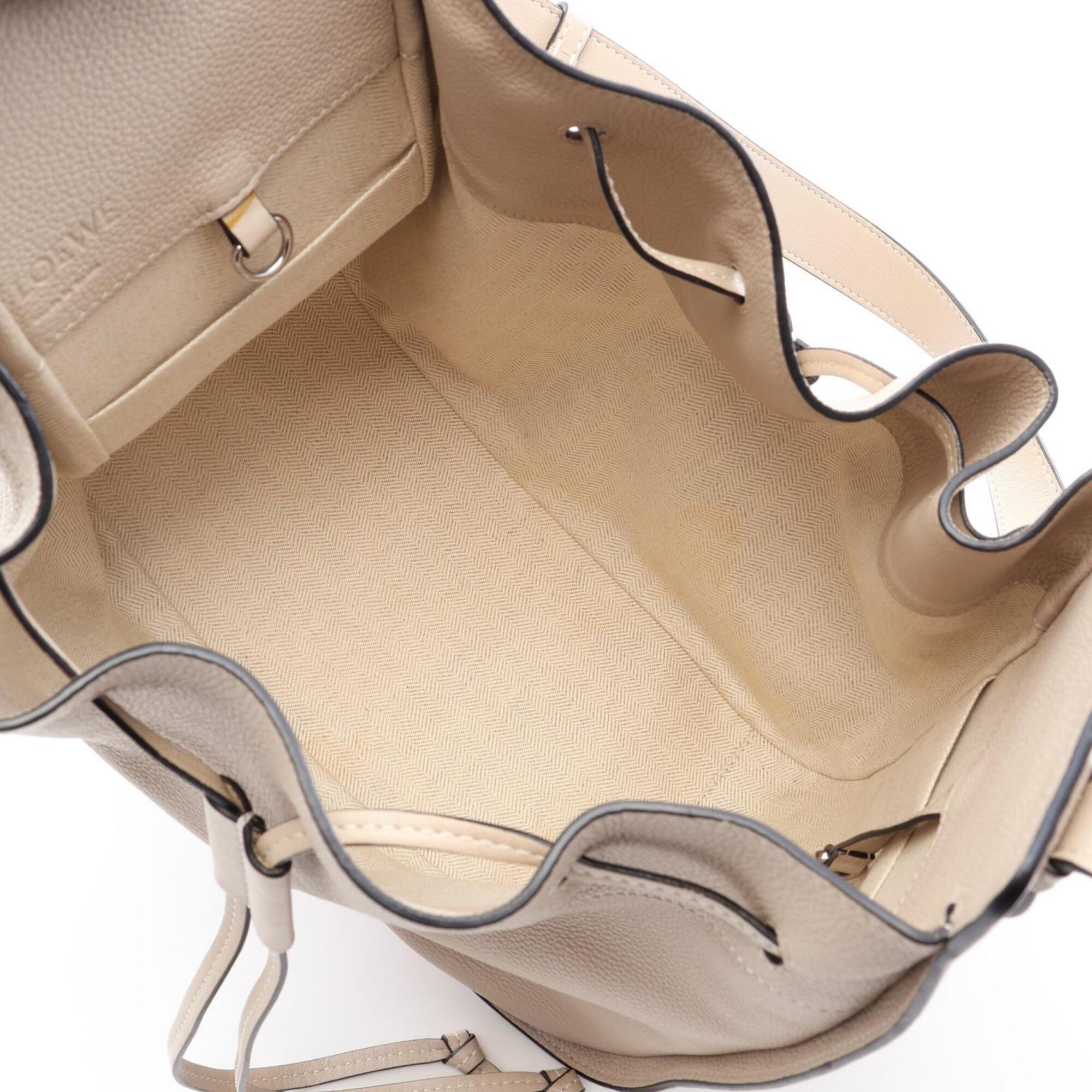 Loewe Beige Leather Handbag (Pre-Owned)