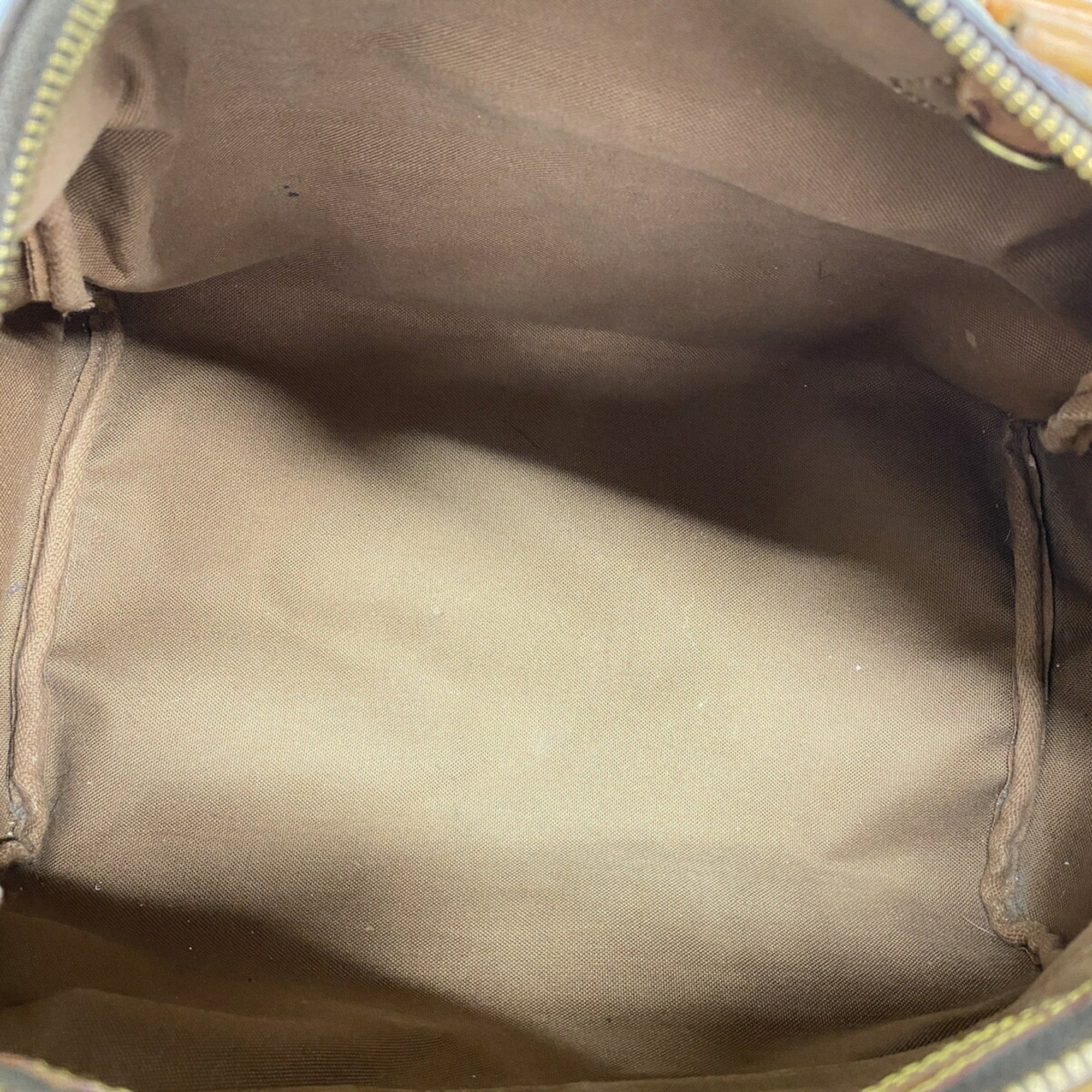 Louis Vuitton Brown Handbag (Pre-Owned)