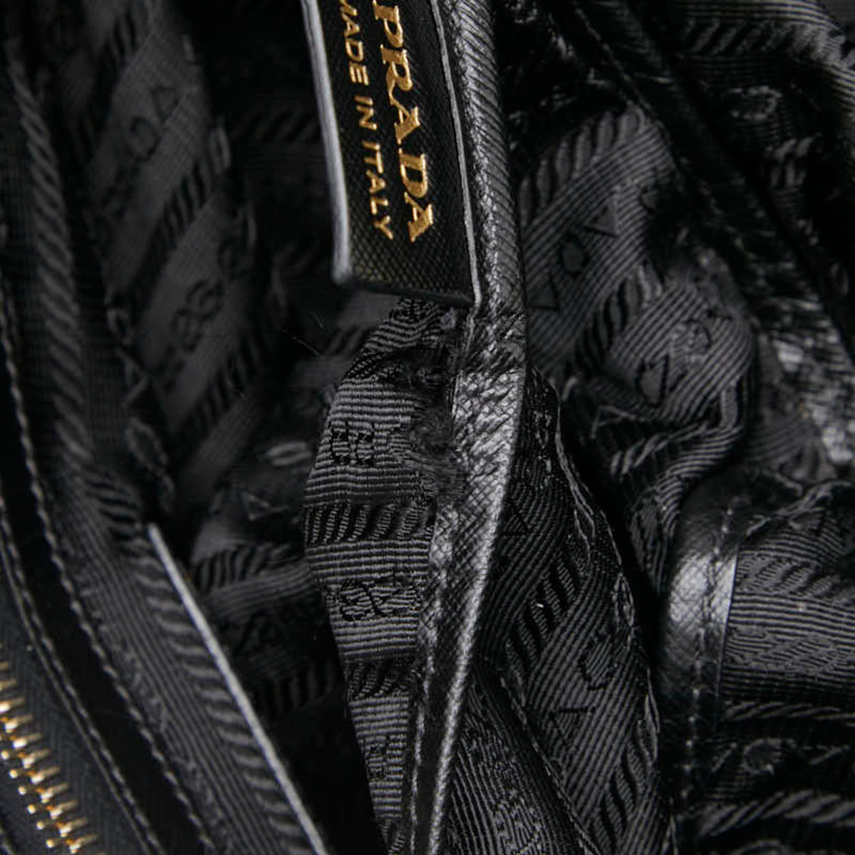 Prada Black Nylon Shoulder Bag Tote Bag (Pre-Owned)