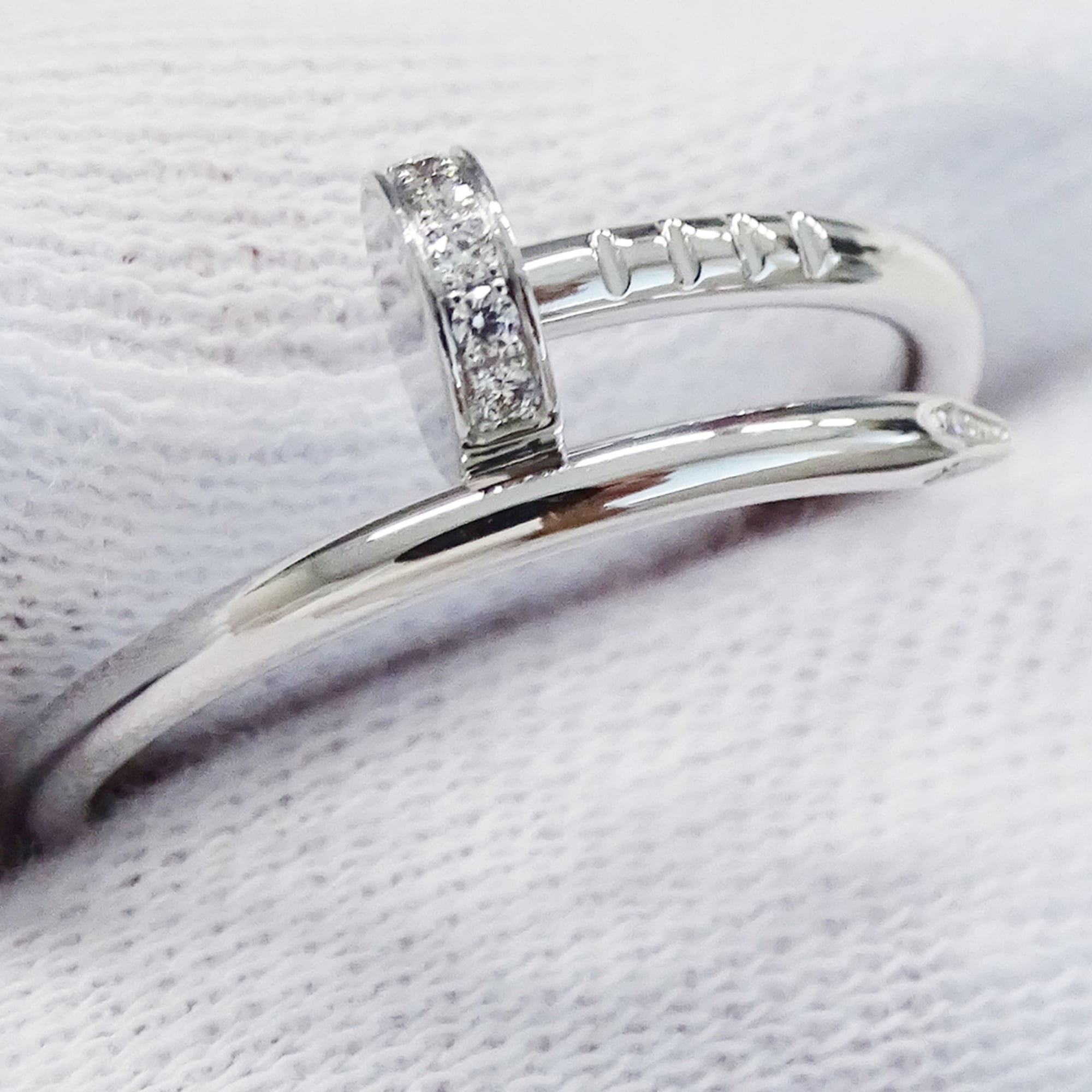 Cartier White Gold White Gold (18K) Band Ring (Pre-Owned)