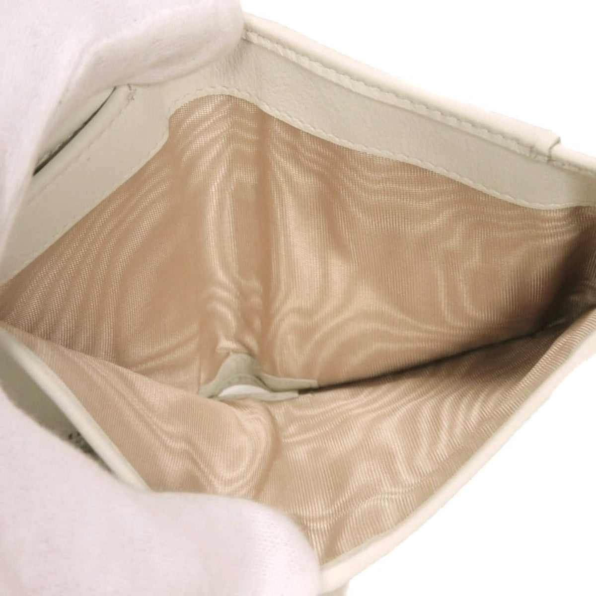 Prada White Wallet (Tri-Fold) (Pre-Owned)