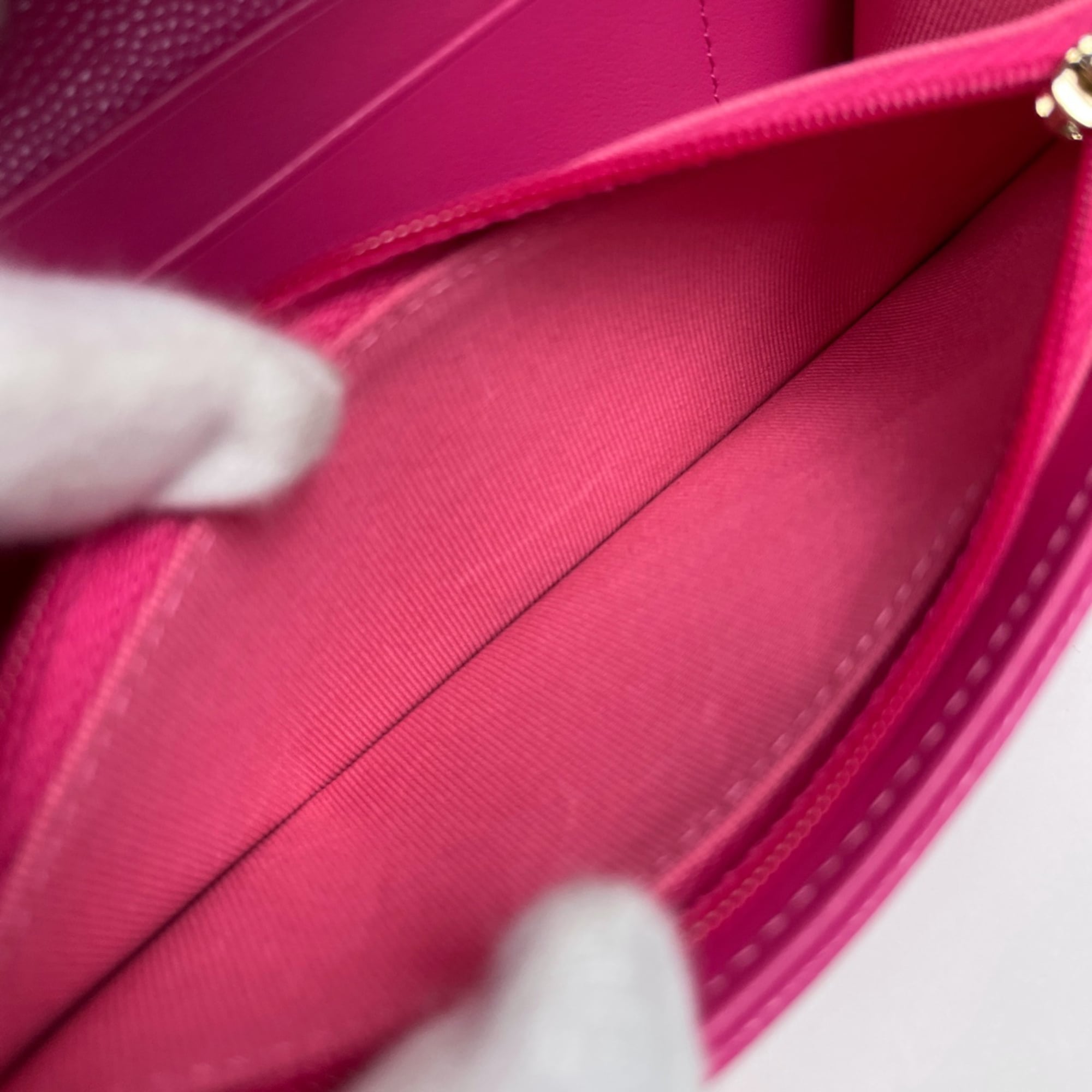 Chanel Pink Grained Calfskin Long Wallet (Bi-Fold) (Pre-Owned)