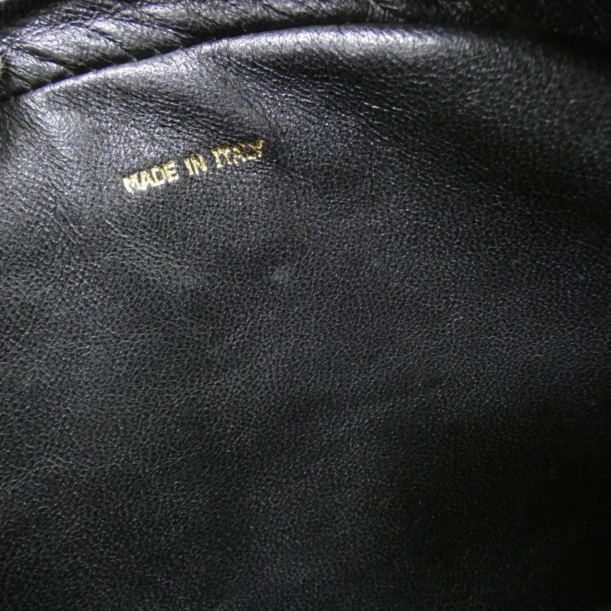 Chanel Black Leather Shoulder Bag (Pre-Owned)