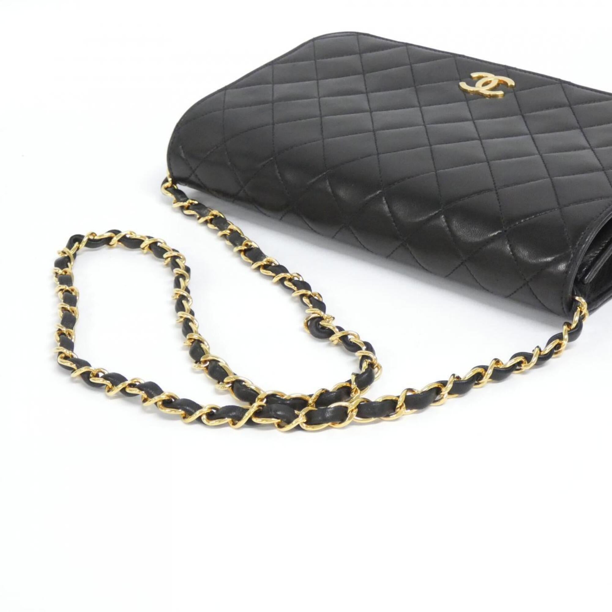 Chanel Black Leather Shoulder Bag (Pre-Owned)