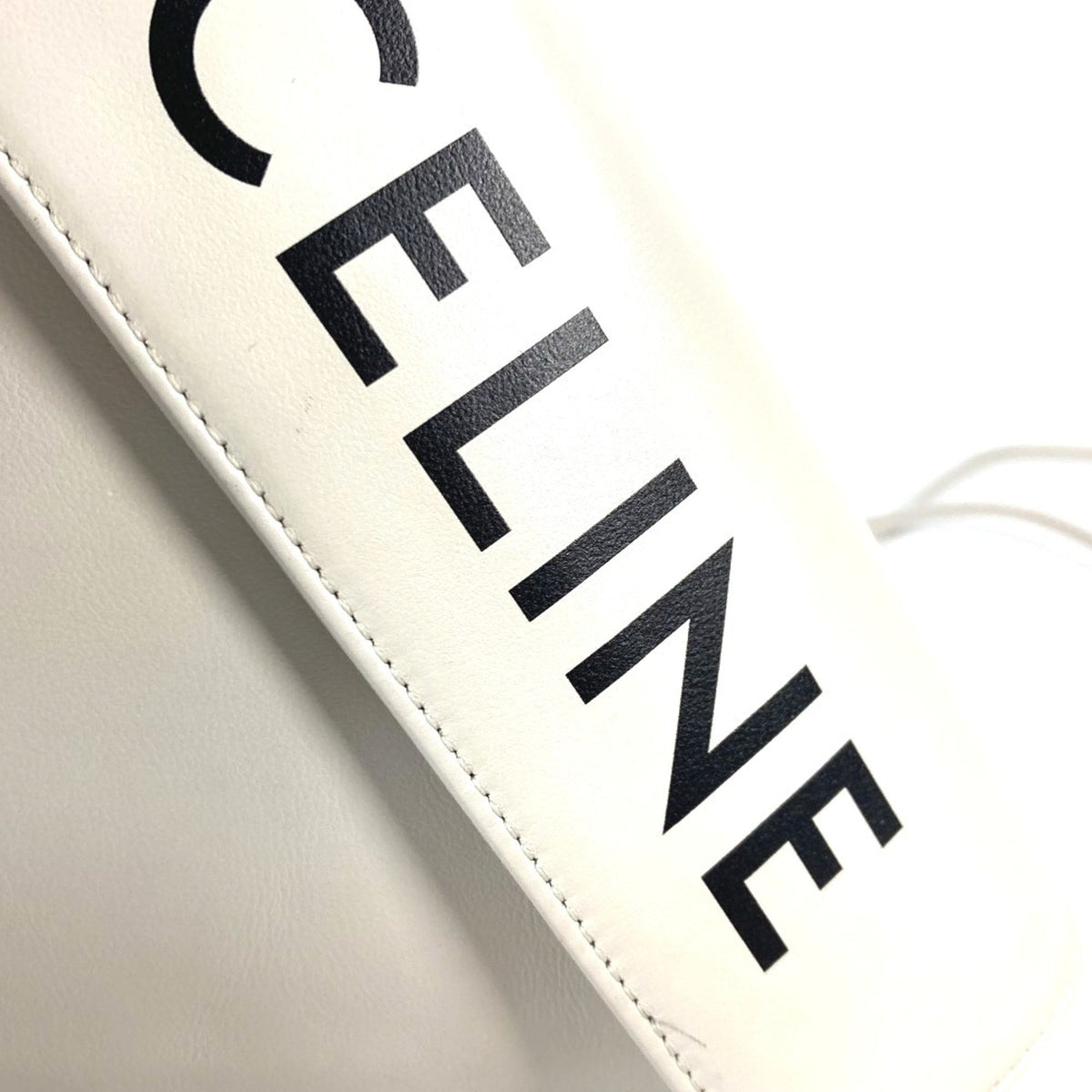 Celine Black White Leather Pochette Shoulder Bag (Pre-Owned)