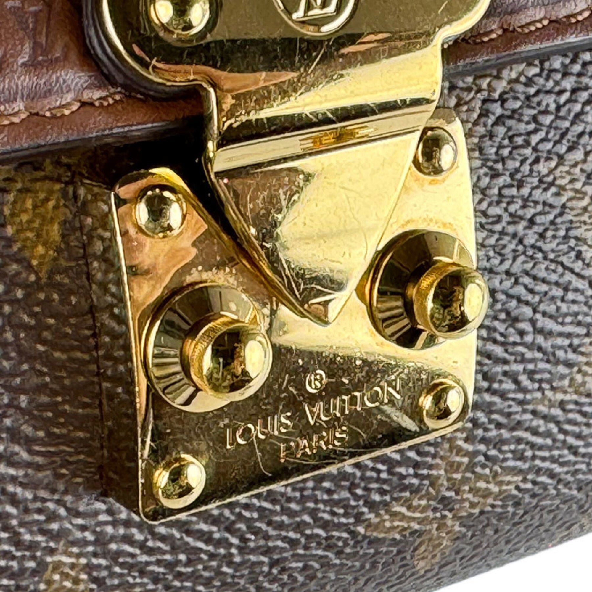Louis Vuitton Brown Monogram Monogram Shoulder Bag (Pre-Owned)