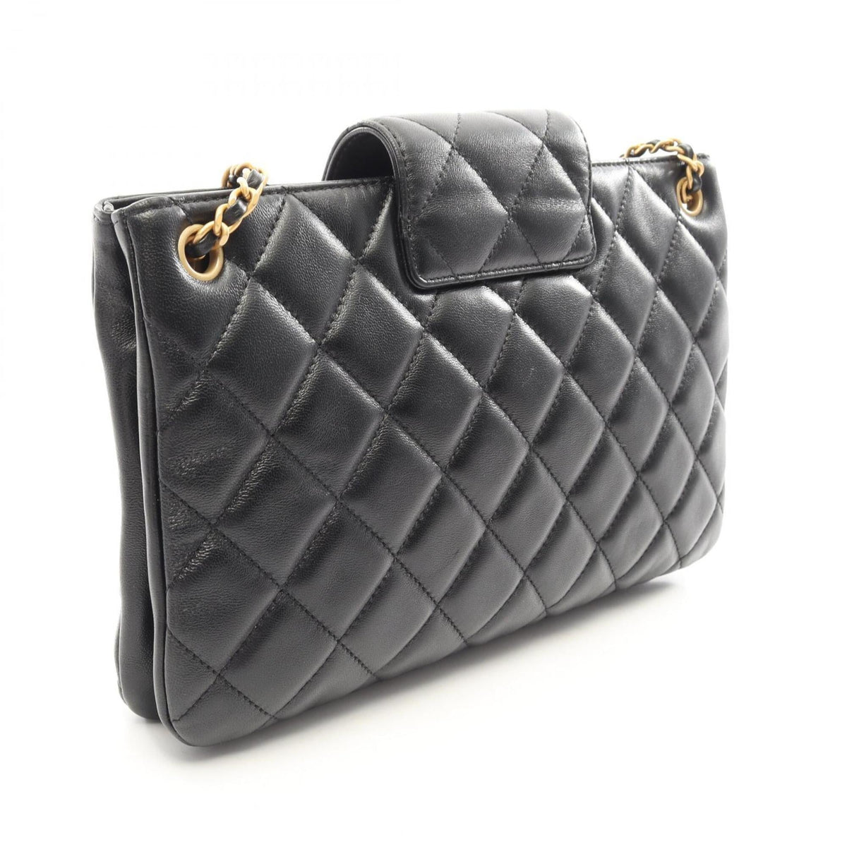 Chanel Matelasse Black Leather Shoulder Bag (Pre-Owned)
