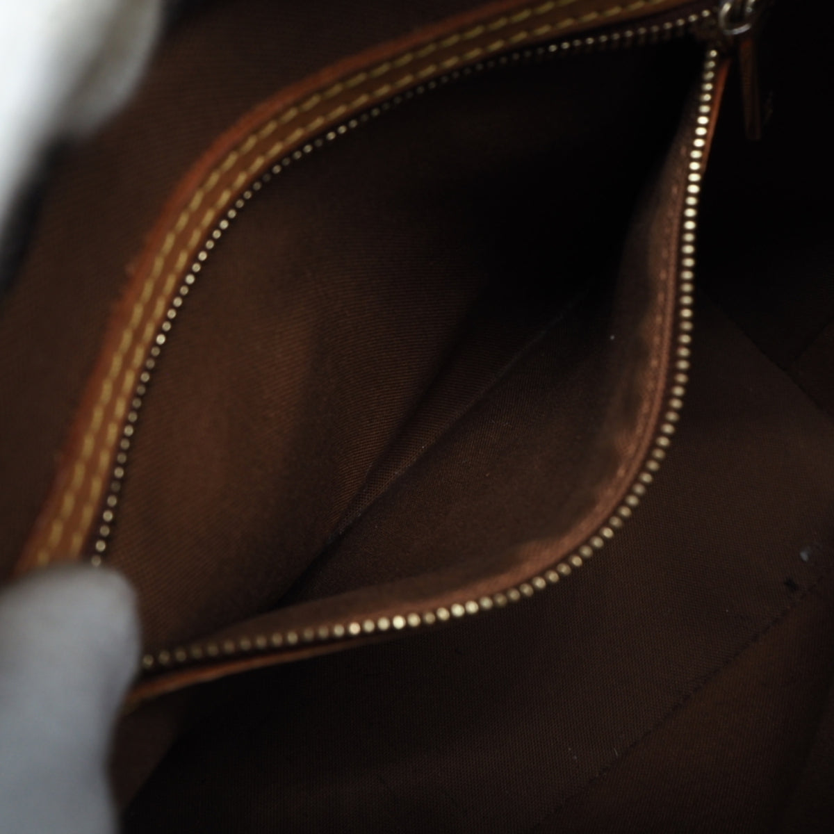 Louis Vuitton Monogram Brown Coated Canvas Leather Handbag (Pre-Owned)
