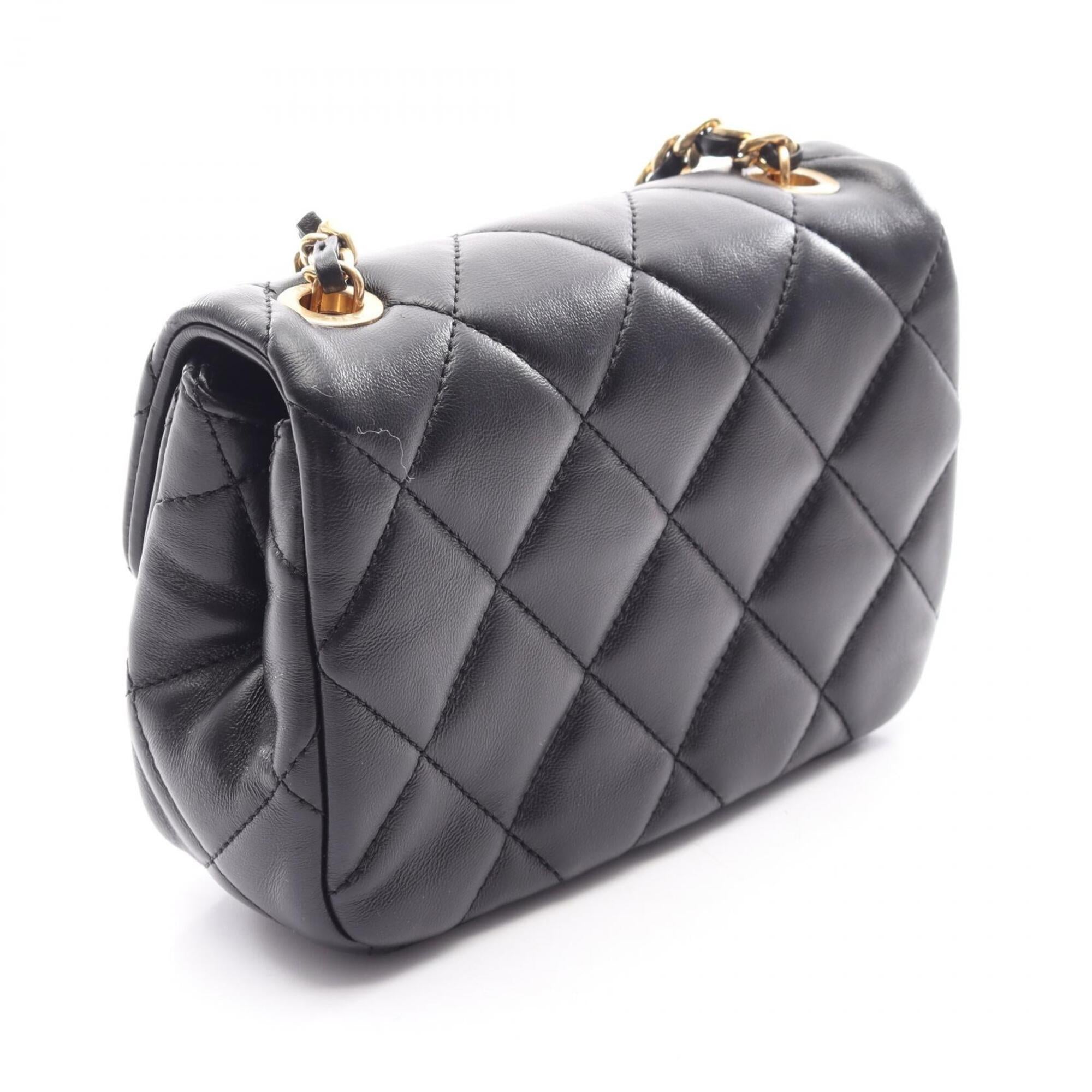 Chanel Matelasse Black Leather Handbag Shoulder Bag (Pre-Owned)