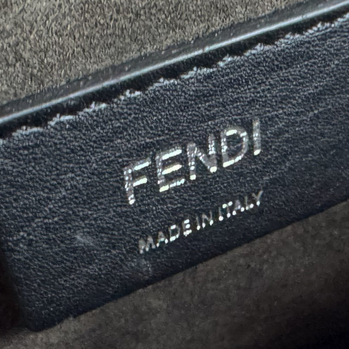 Fendi Red Color Fur Shoulder Bag (Pre-Owned)