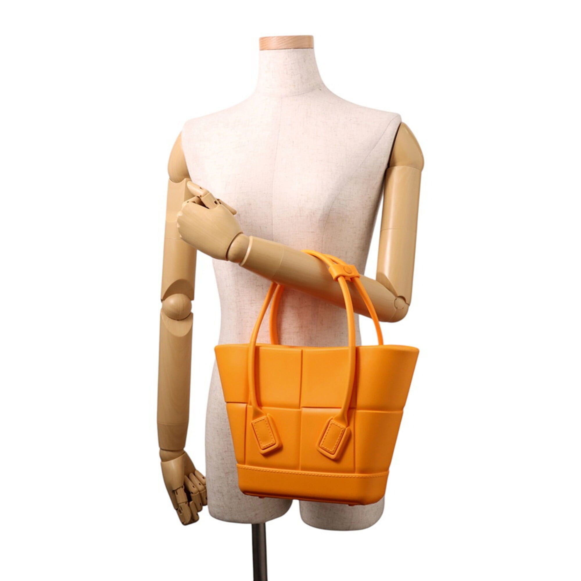 Bottega Veneta Orange Rubber Handbag (Pre-Owned)