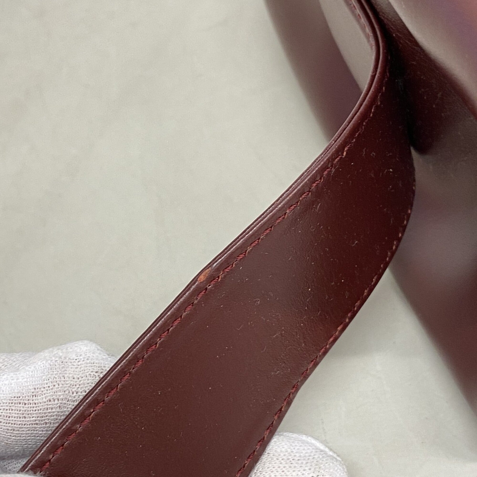 Cartier Bordeaux Leather Shoulder Bag (Pre-Owned)