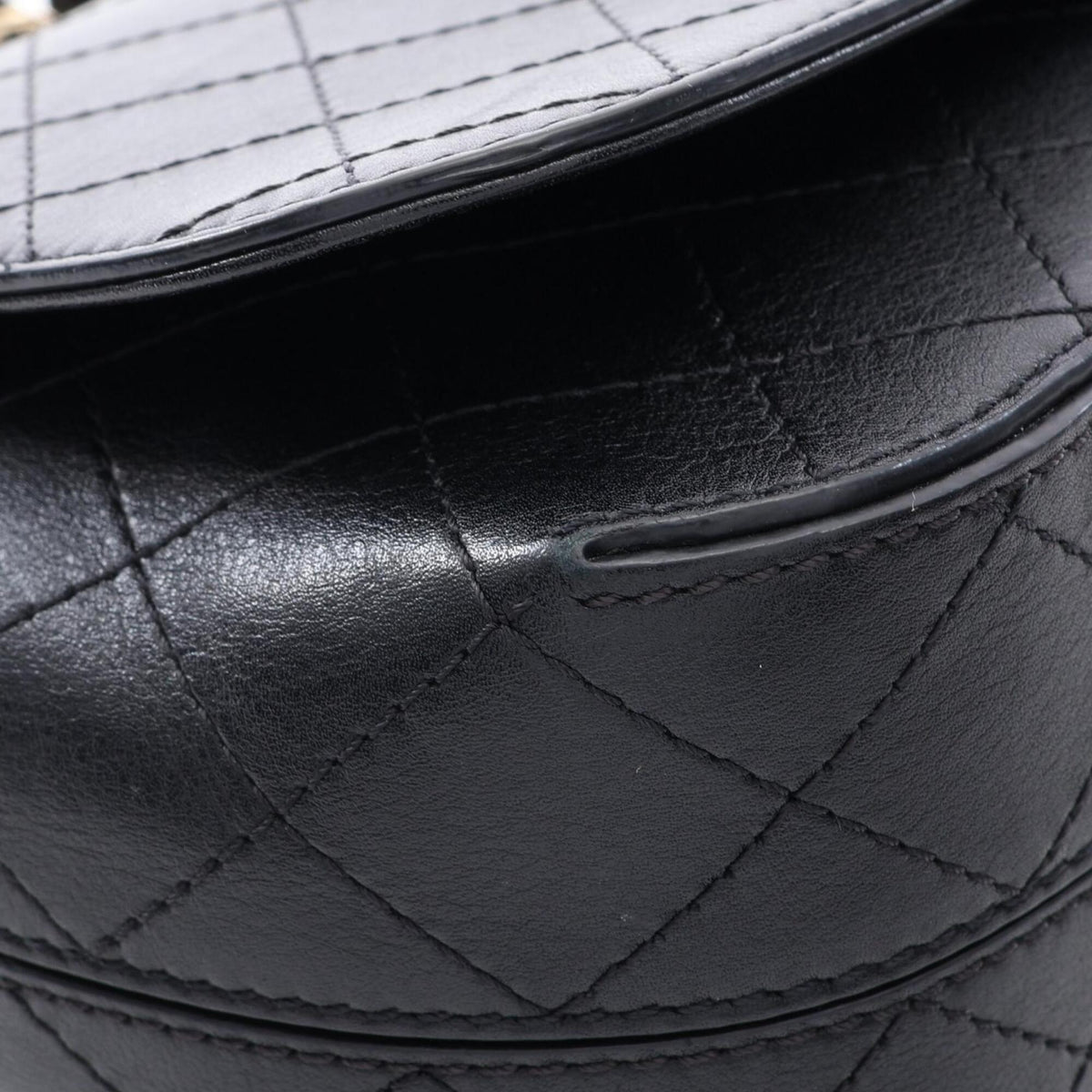 Chanel Black Leather Handbag Shoulder Bag (Pre-Owned)