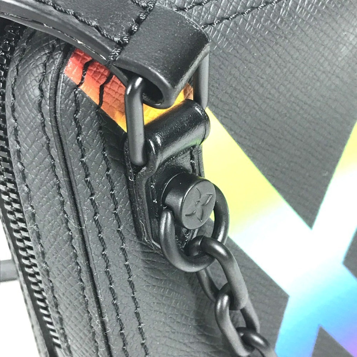 Louis Vuitton Black Multi-Color Taiga Leather Pochette Shoulder Bag (Pre-Owned)