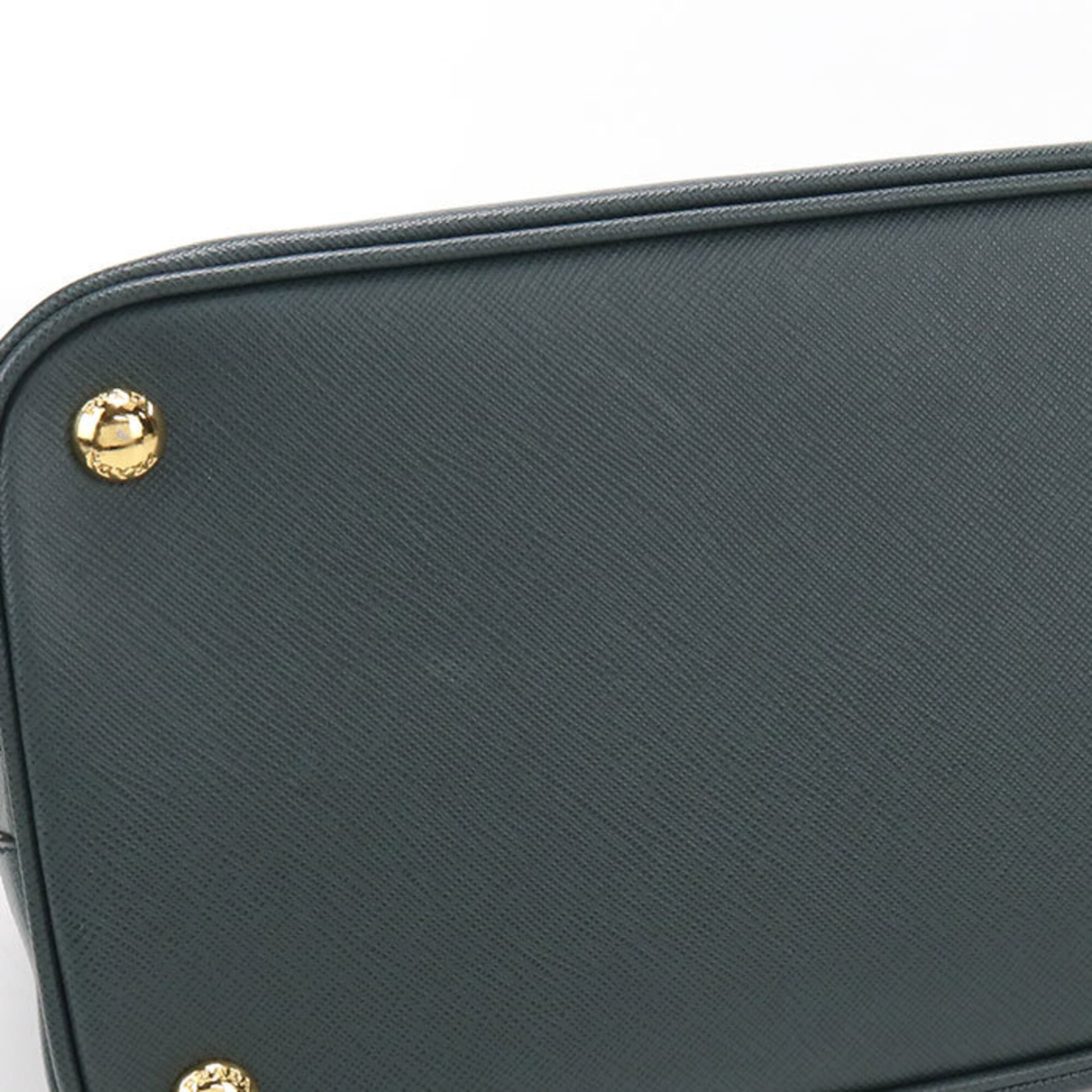 Prada Green Leather Handbag (Pre-Owned)