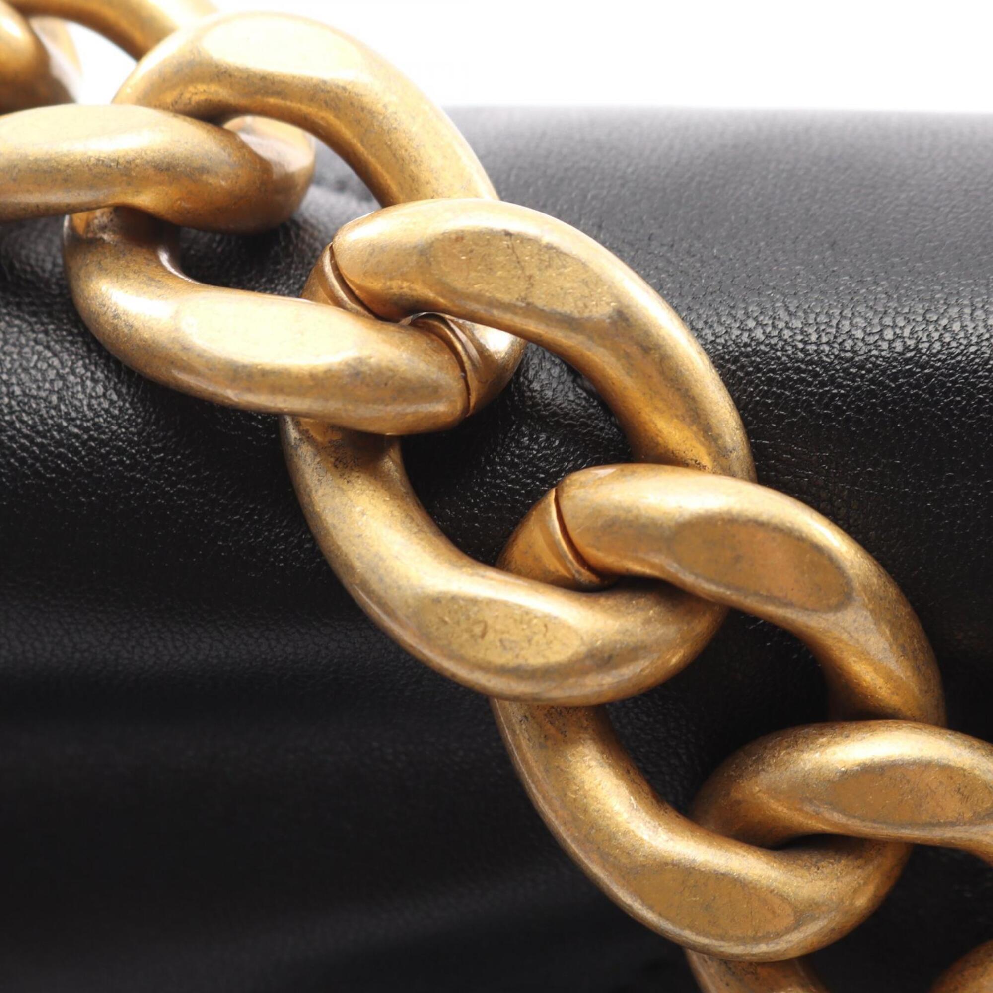 Chanel Black Leather Handbag Shoulder Bag (Pre-Owned)