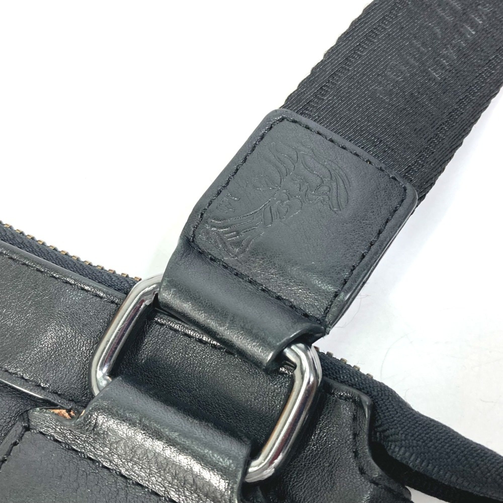 Versace Black Leather Shoulder Bag (Pre-Owned)
