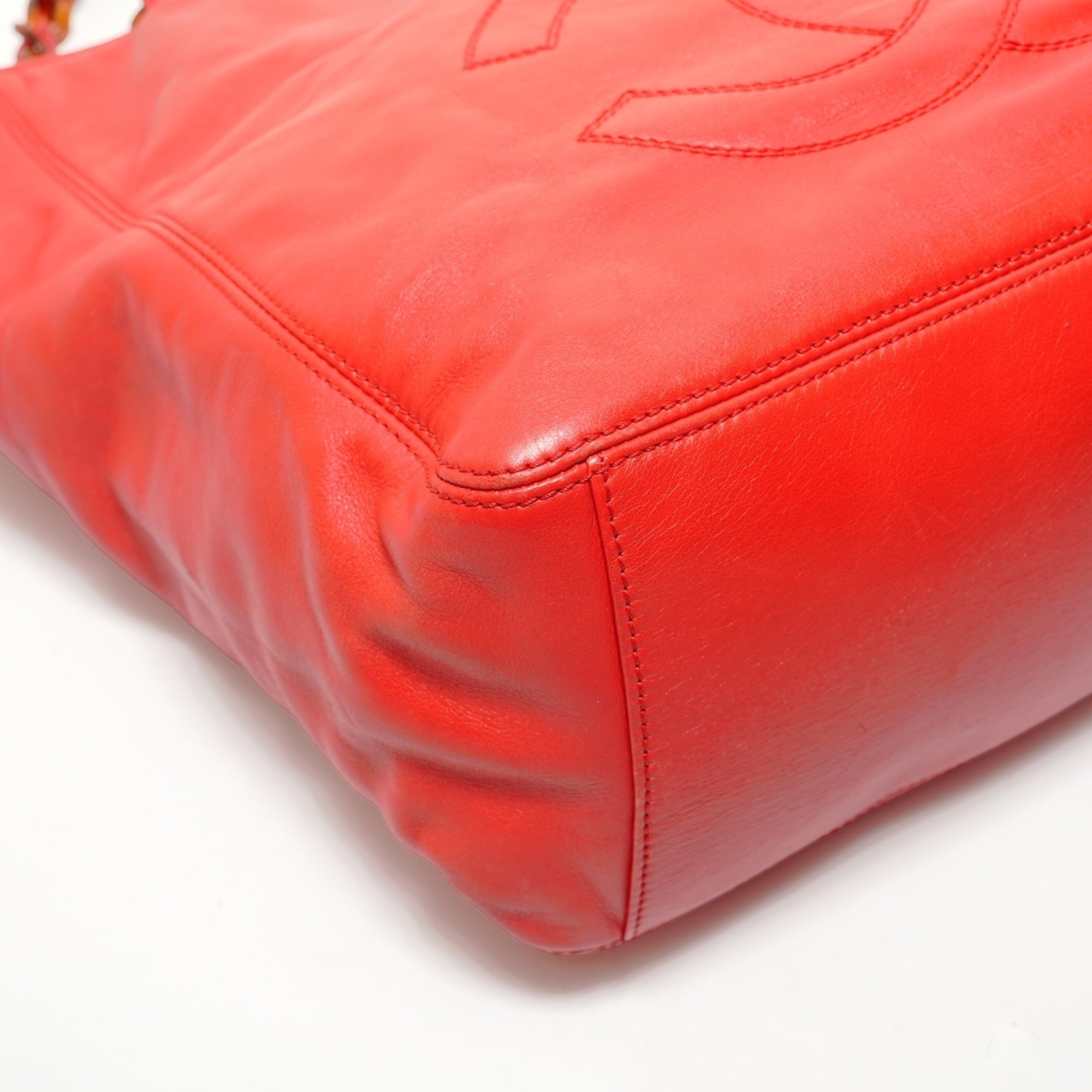 Chanel Red Color Tote Bag (Pre-Owned)