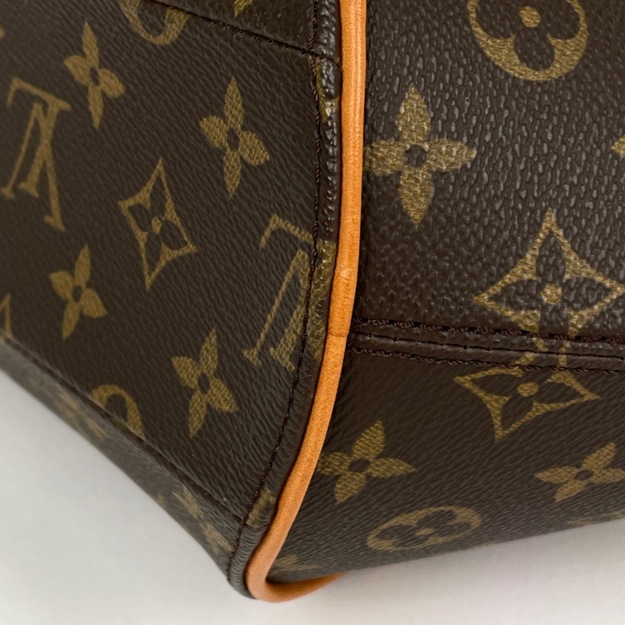 Louis Vuitton Brown Monogram Handbag (Pre-Owned)