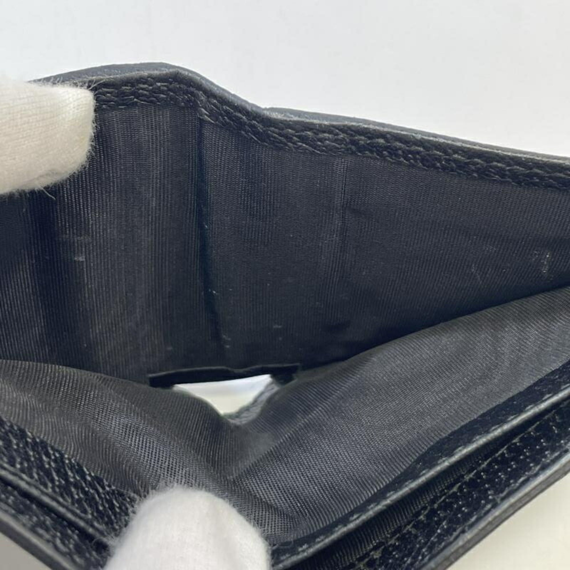 Gucci Black Leather Wallet (Bi-Fold) (Pre-Owned)