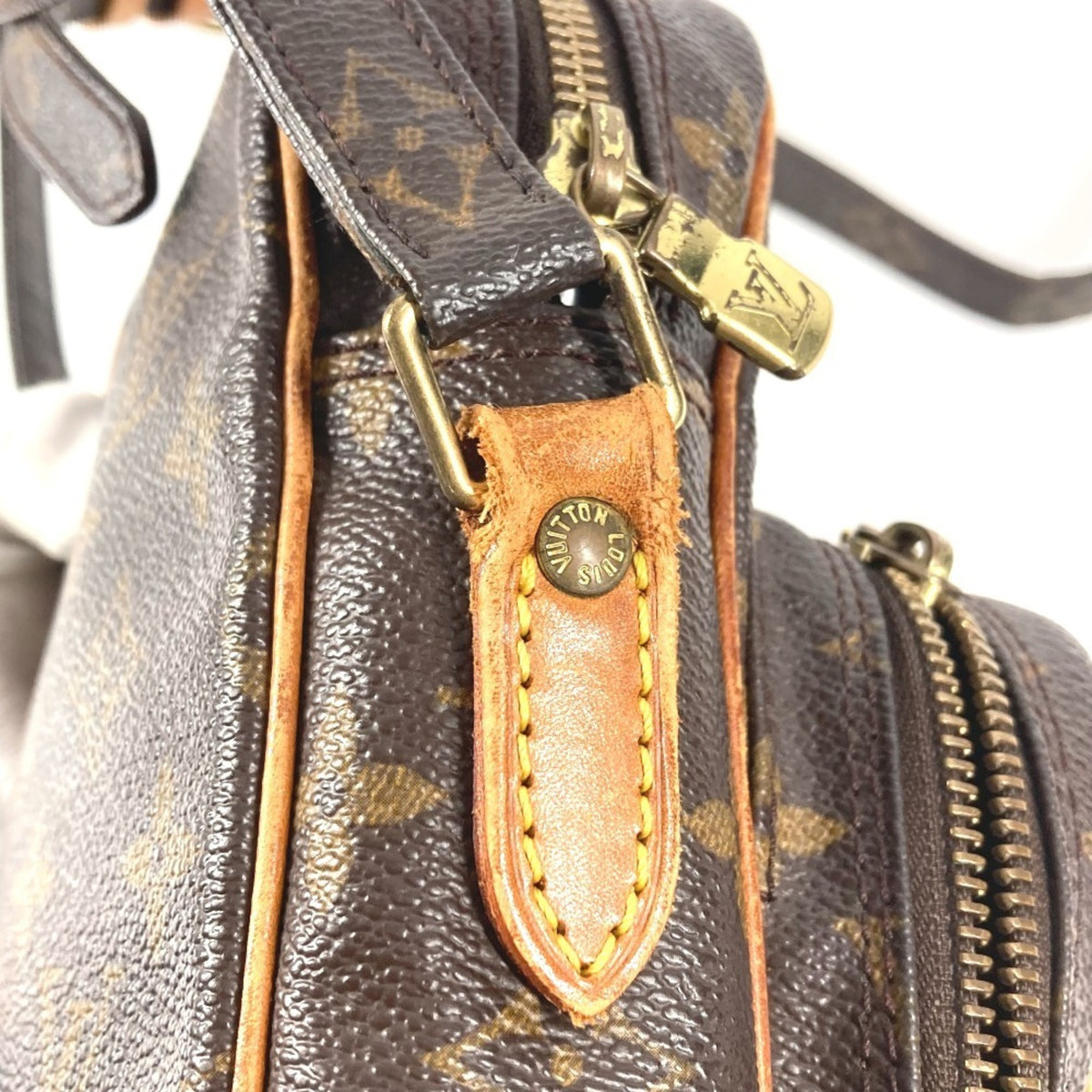 Louis Vuitton Monogram Brown Monogram Pochette Shoulder Bag (Pre-Owned)