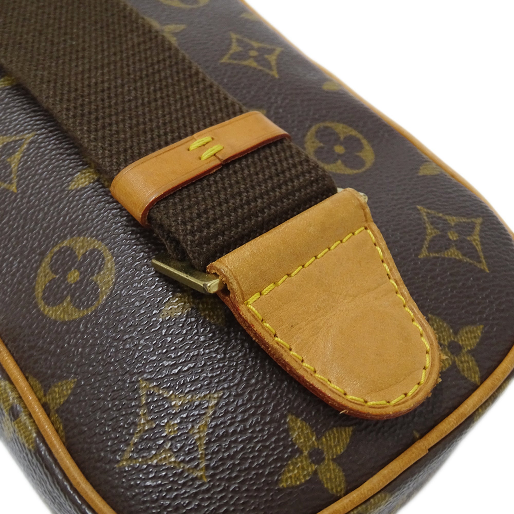 Louis Vuitton Brown Monogram Canvas Handbag Pochette Shoulder Bag Sling Bag (Pre-Owned)