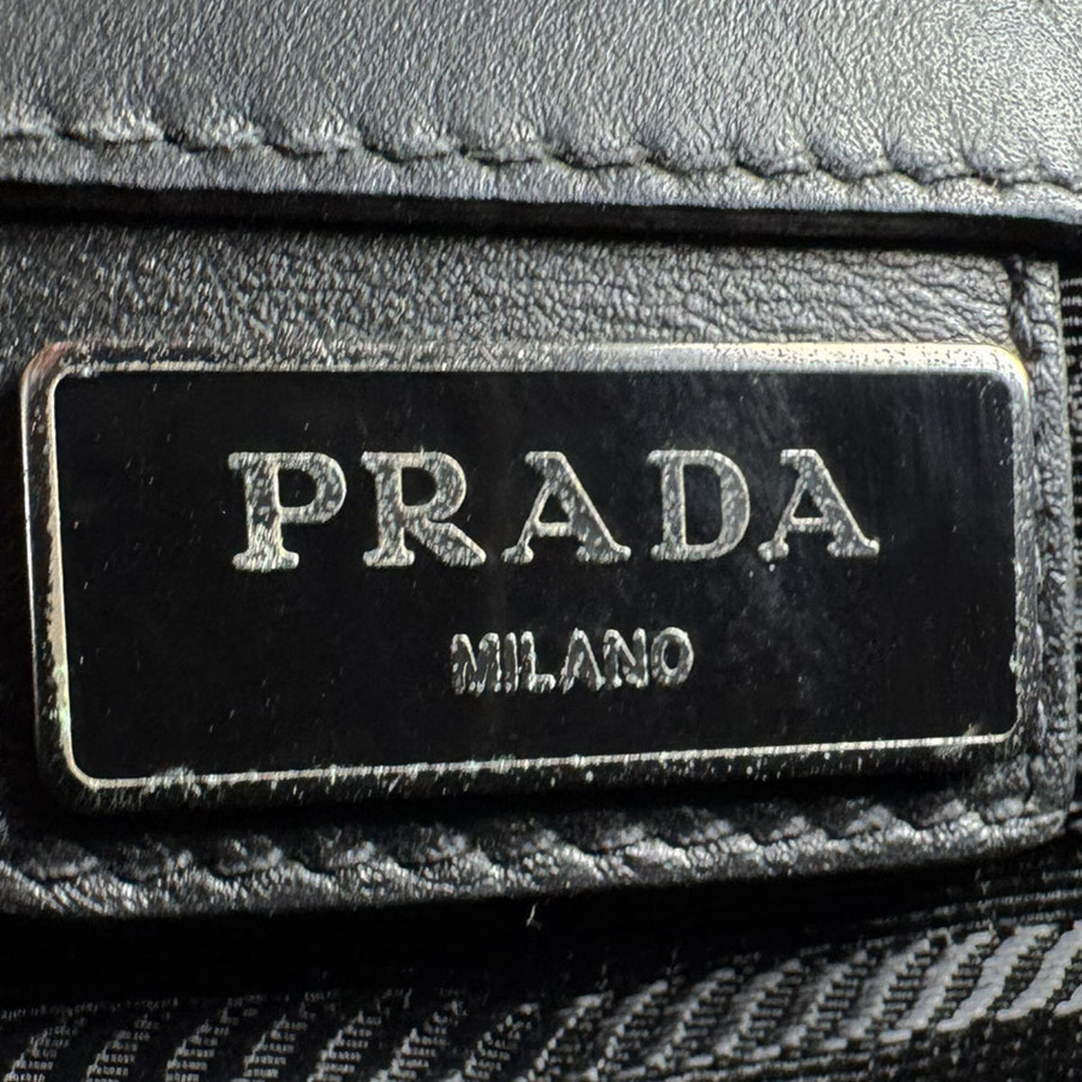 Prada Black Leather Shoulder Bag (Pre-Owned)