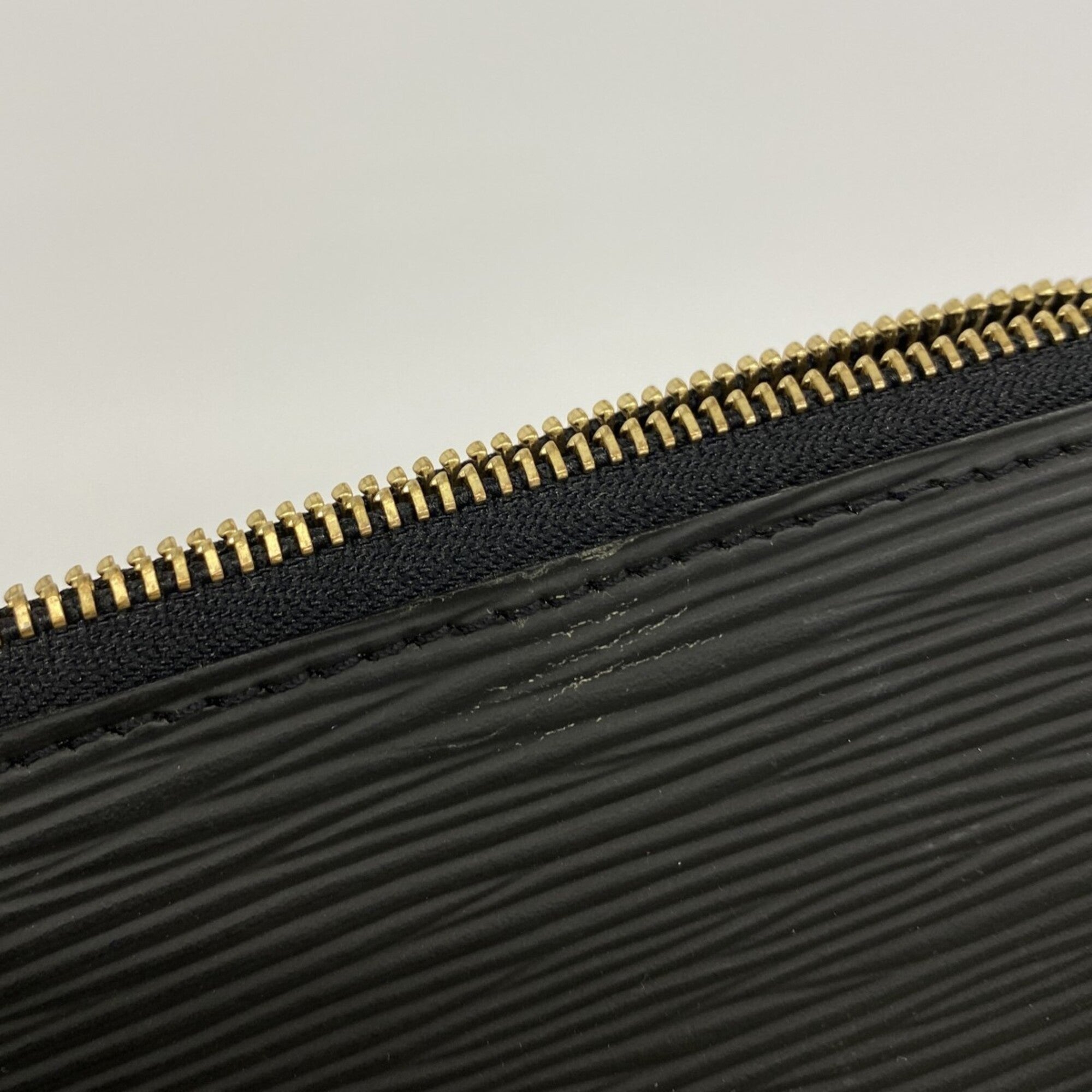 Louis Vuitton Noir Pouch (Pre-Owned)