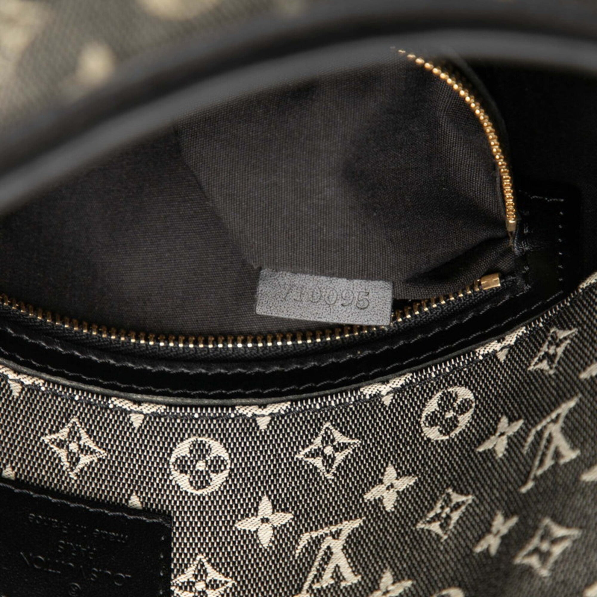 Louis Vuitton Monogram Mini Black Canvas Leather Shoulder Bag (Pre-Owned)