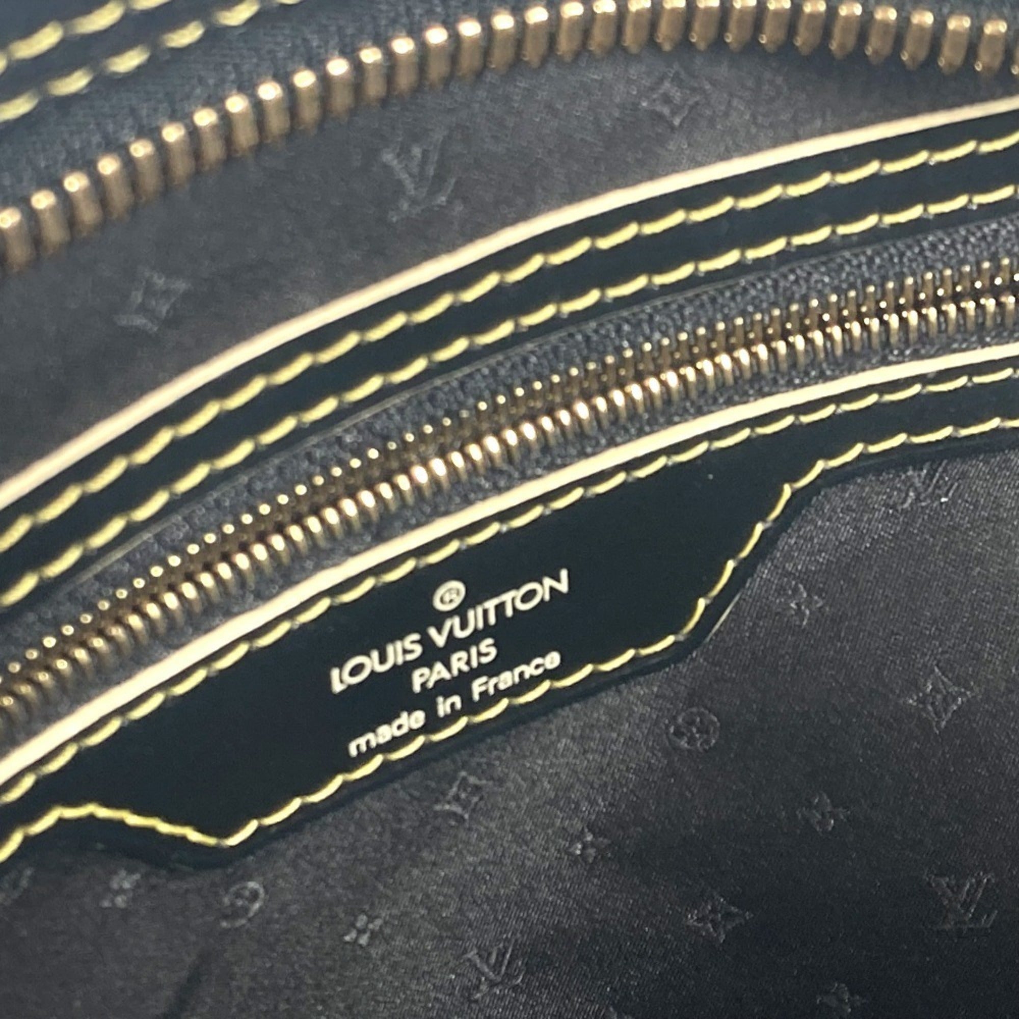 Louis Vuitton Suhali Black Noir Suhali Leather Boston Bag Handbag Shoulder Bag (Pre-Owned)