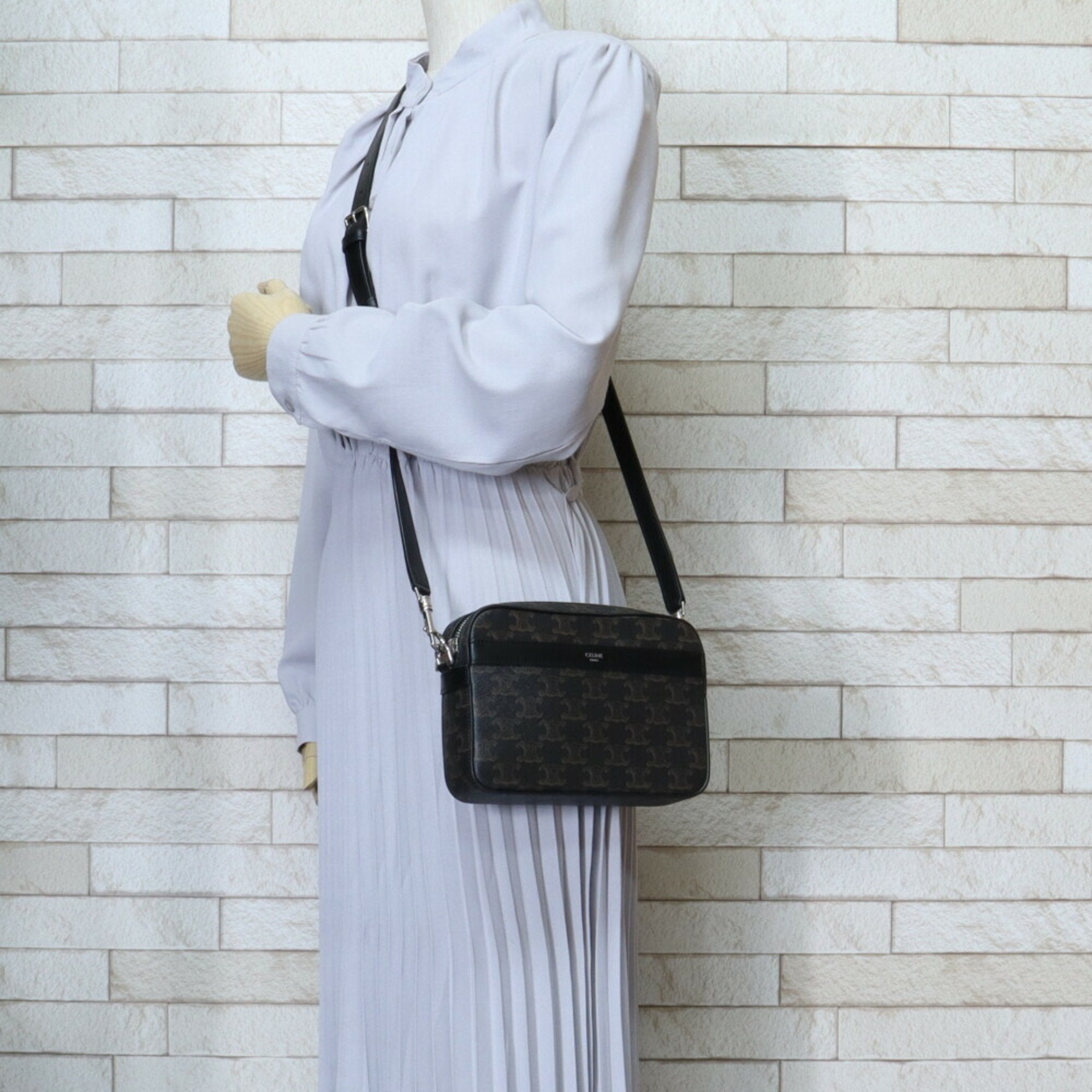 Celine Black Brown Coated Canvas Leather Shoulder Bag (Pre-Owned)