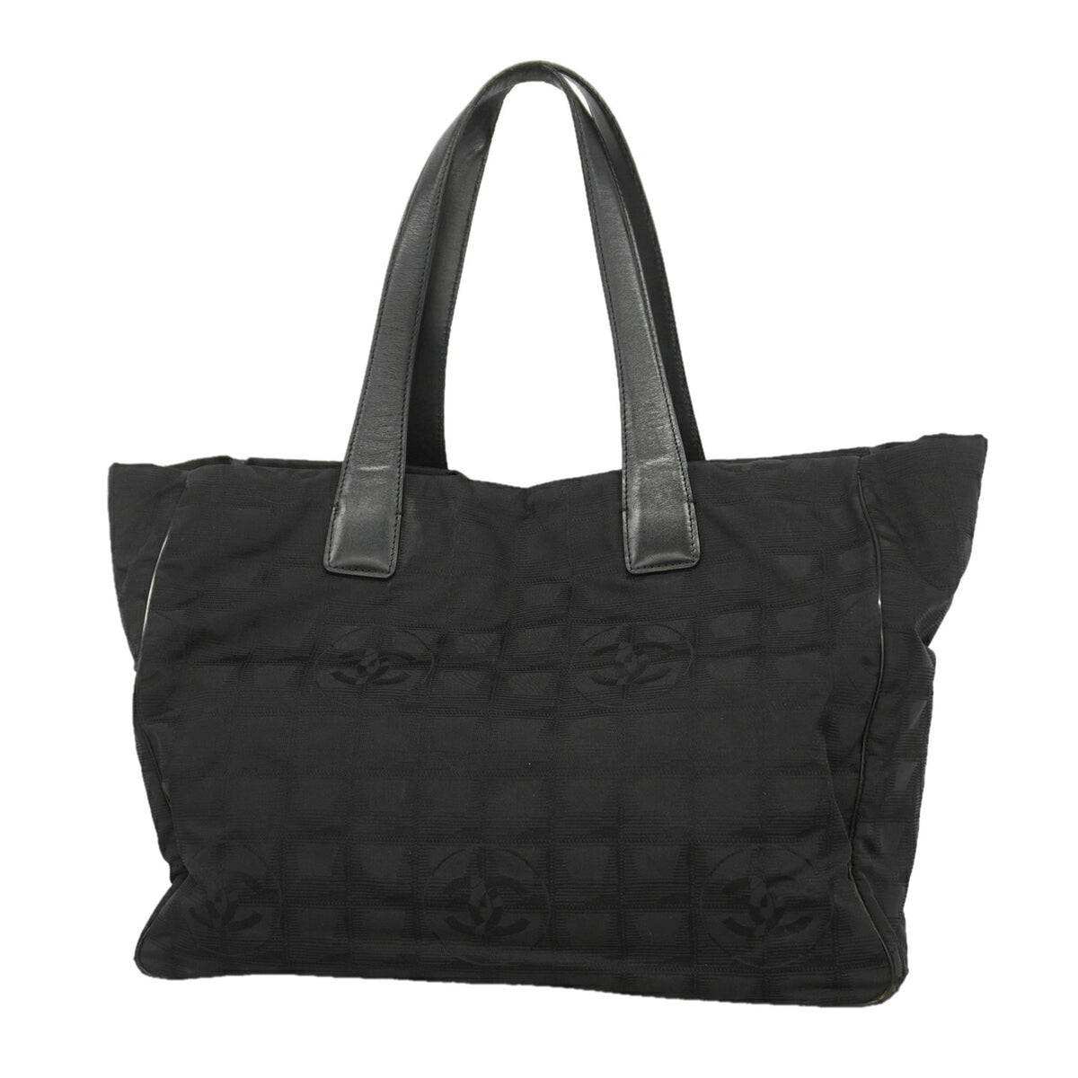 Chanel Black Nylon Tote Bag (Pre-Owned)
