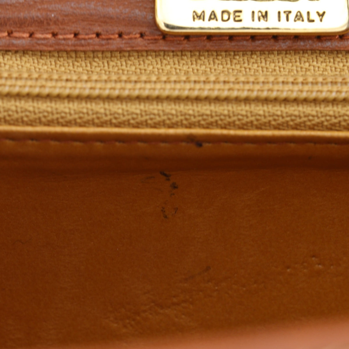 Bally Brown Leather Shoulder Bag (Pre-Owned)