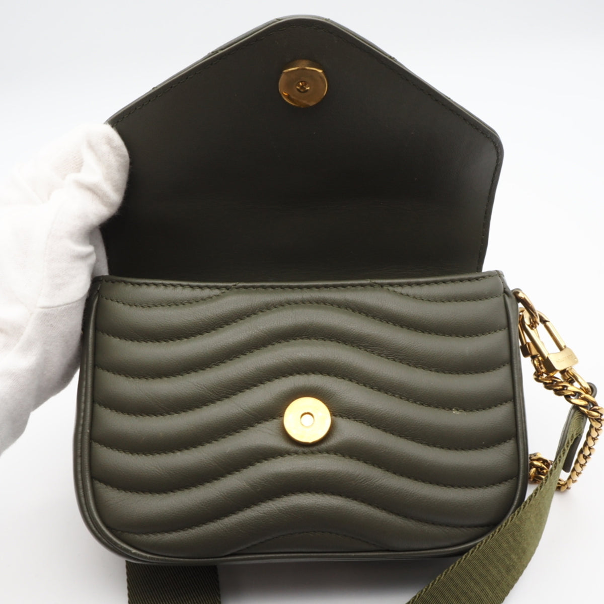 Louis Vuitton Khaki Leather Pochette Shoulder Bag (Pre-Owned)