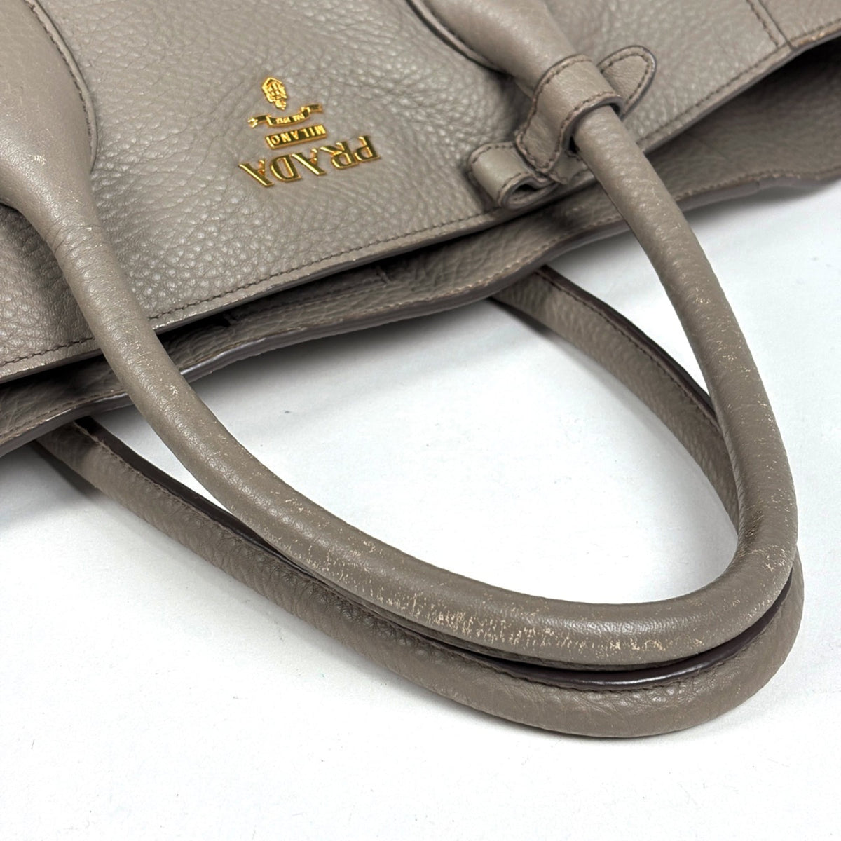 Prada Beige Leather Tote Bag (Pre-Owned)