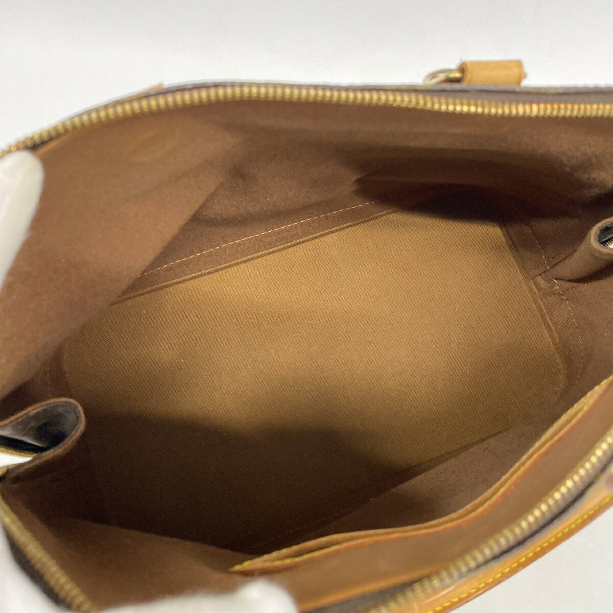 Louis Vuitton Brown Handbag (Pre-Owned)