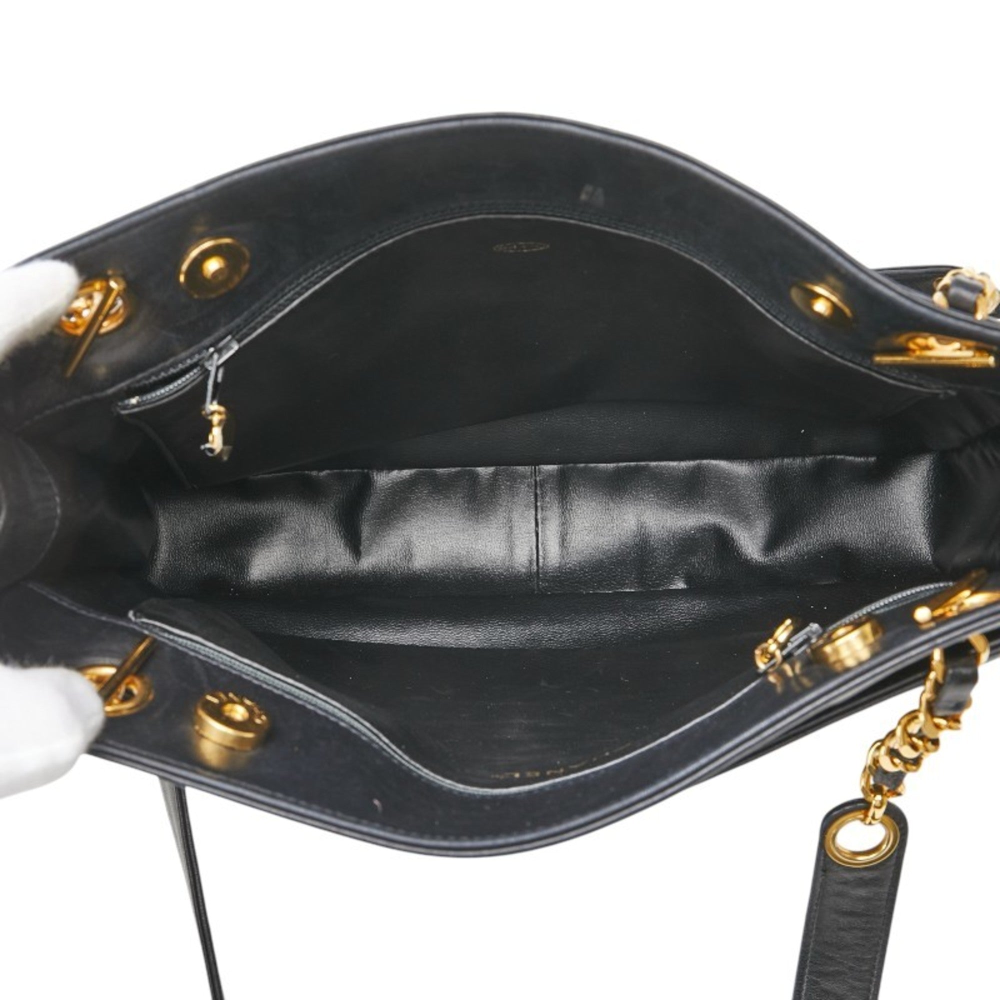 Chanel Black Leather Shoulder Bag Tote Bag (Pre-Owned)