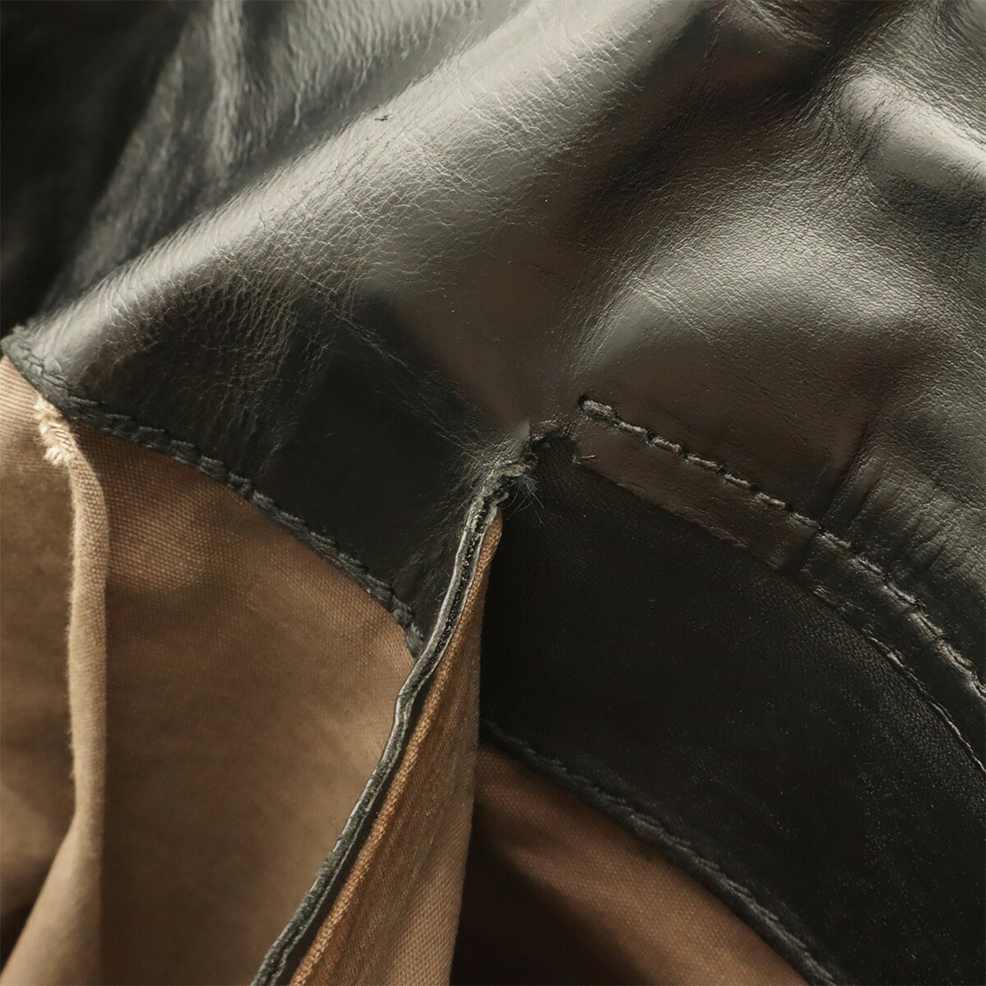 Bottega Veneta Black Intrecciato Tote Bag (Pre-Owned)