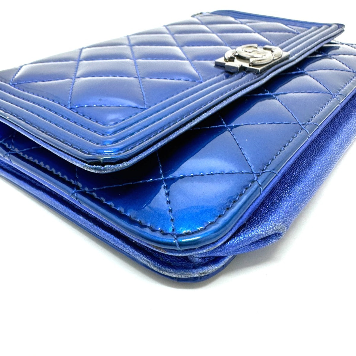 Chanel Blue Leather Shoulder Bag (Pre-Owned)