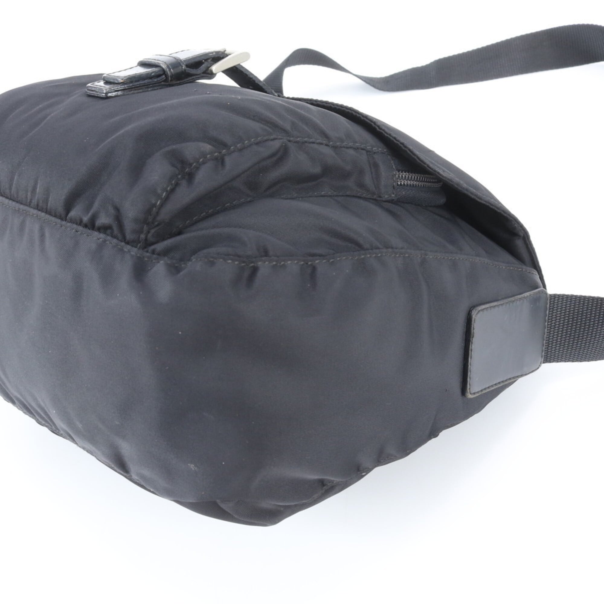 Prada Black Nylon Leather Shoulder Bag (Pre-Owned)