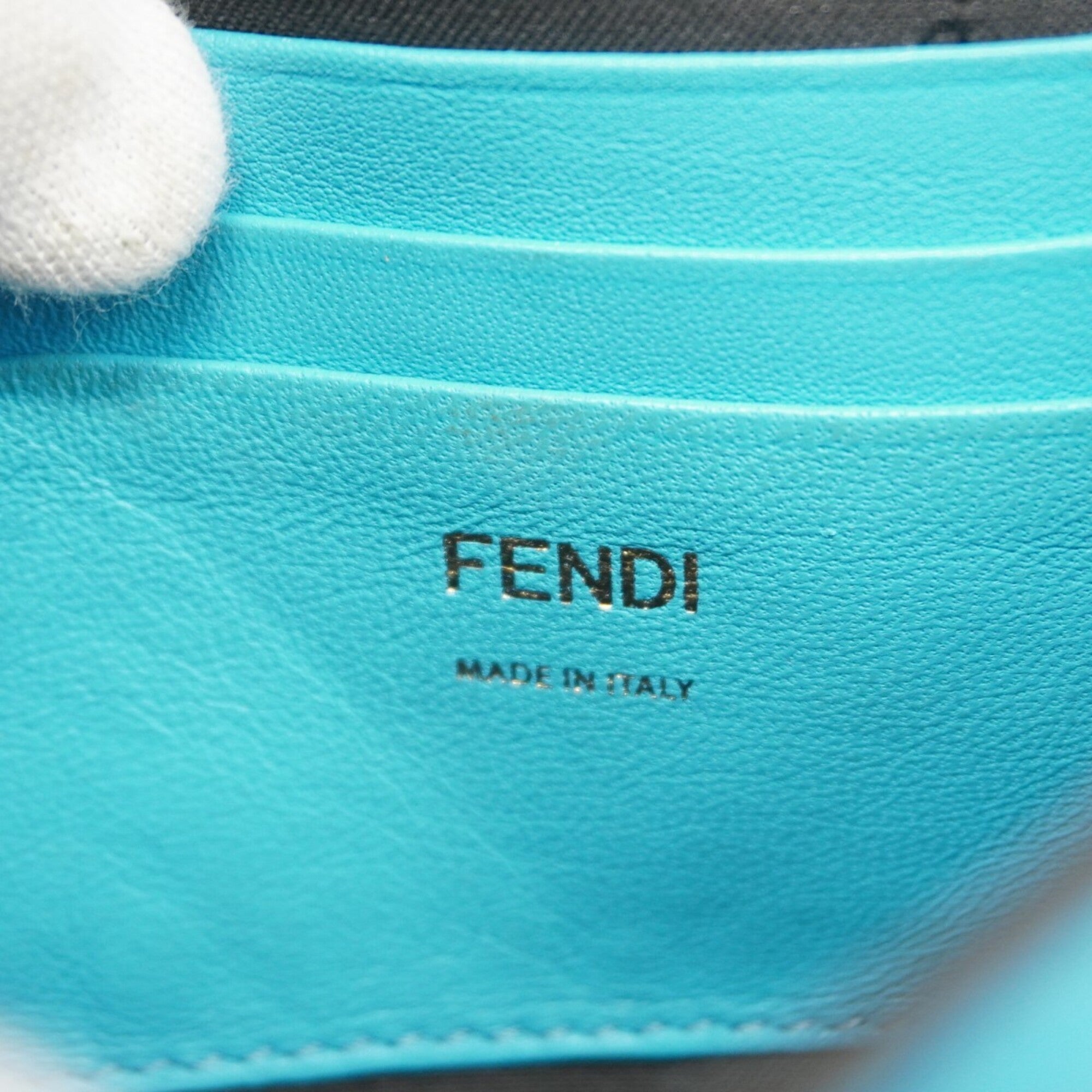 Fendi Light Blue Leather Handbag (Pre-Owned)