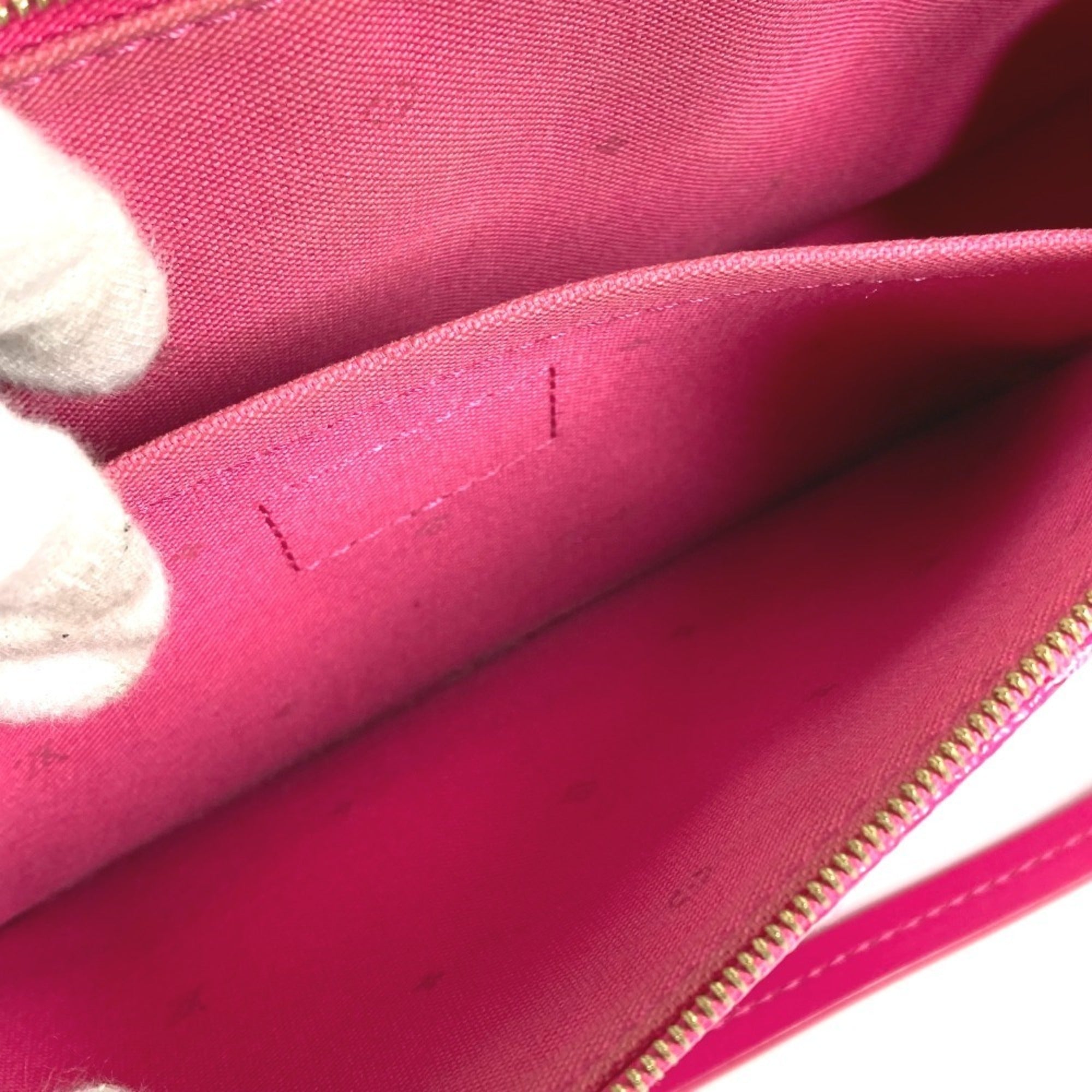 Louis Vuitton Fuchsia Pink Monogram Handbag Pochette Shoulder Bag (Pre-Owned)