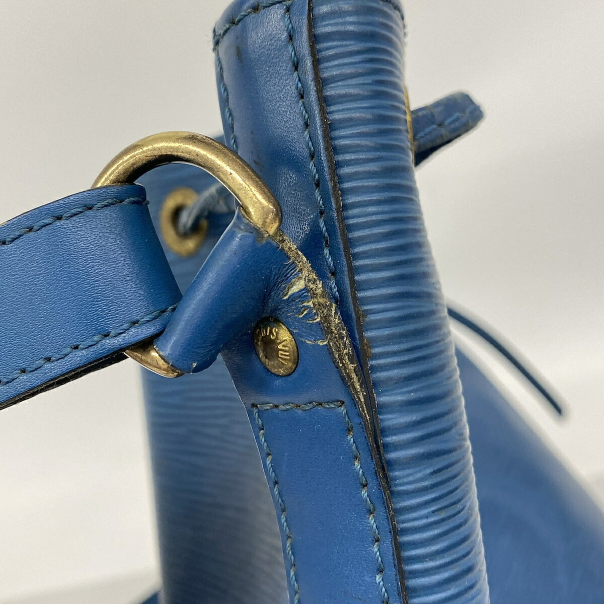 Louis Vuitton Toledo Blue Shoulder Bag (Pre-Owned)