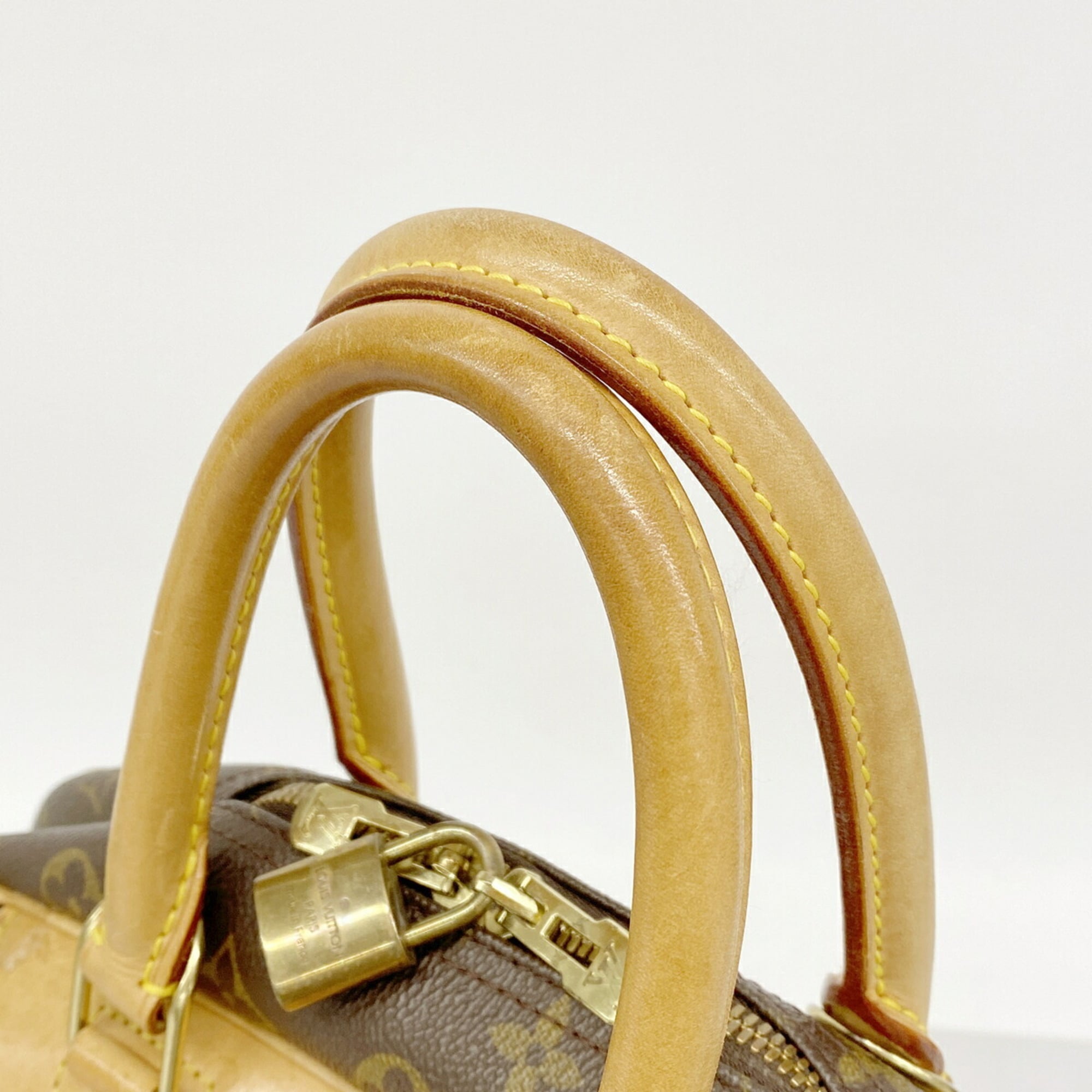 Louis Vuitton Brown Handbag (Pre-Owned)