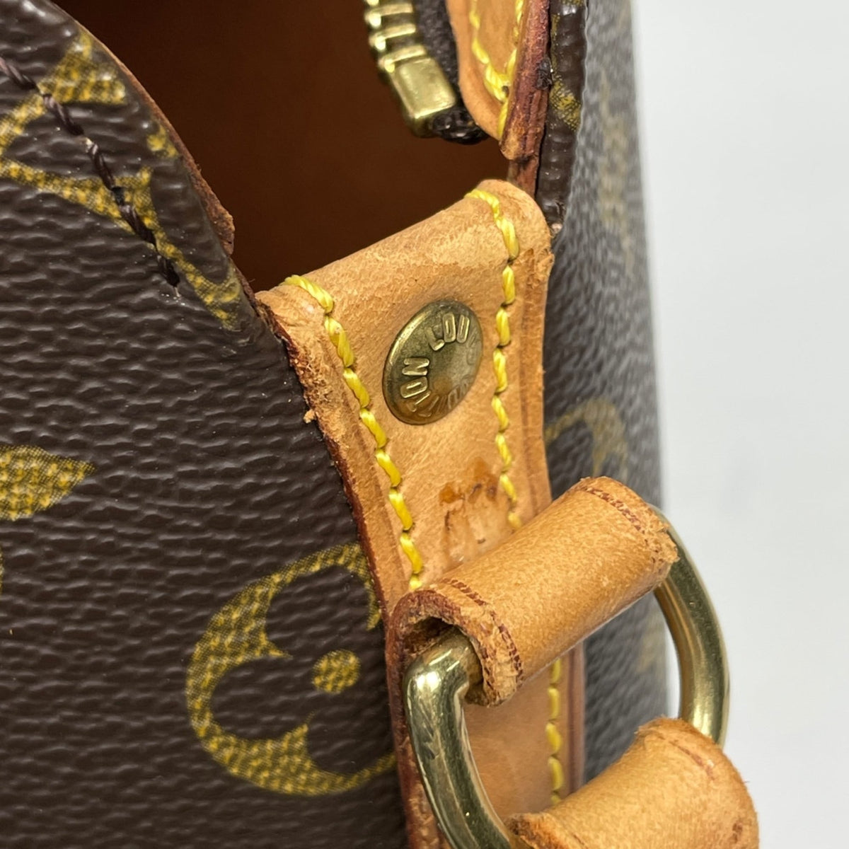 Louis Vuitton Brown Monogram Shoulder Bag (Pre-Owned)