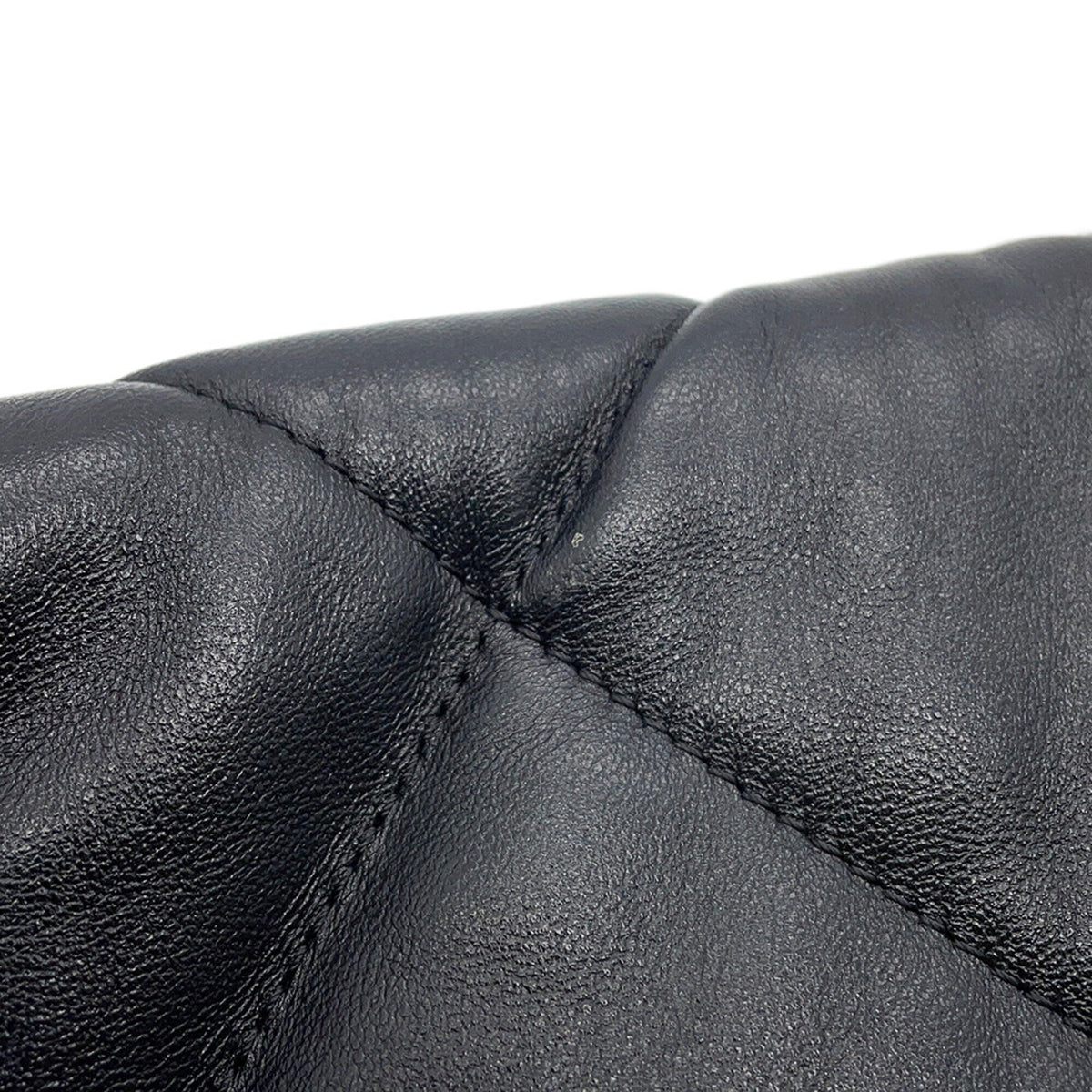 Chanel Black Leather Handbag Shoulder Bag (Pre-Owned)