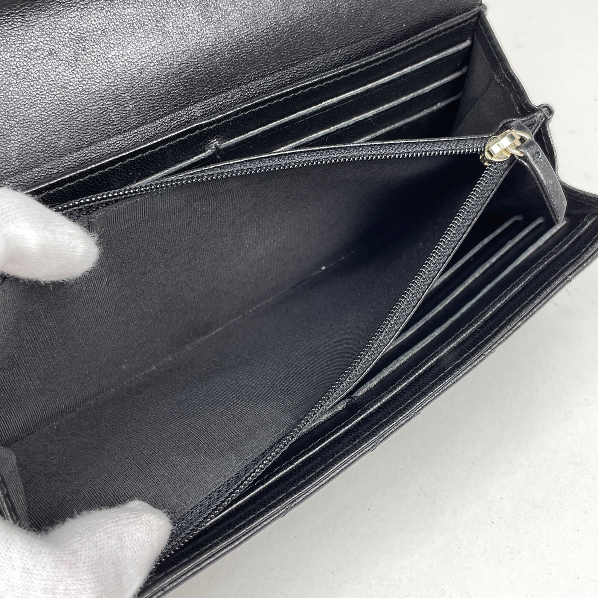 Chanel Black Leather Long Wallet (Bi-Fold) (Pre-Owned)